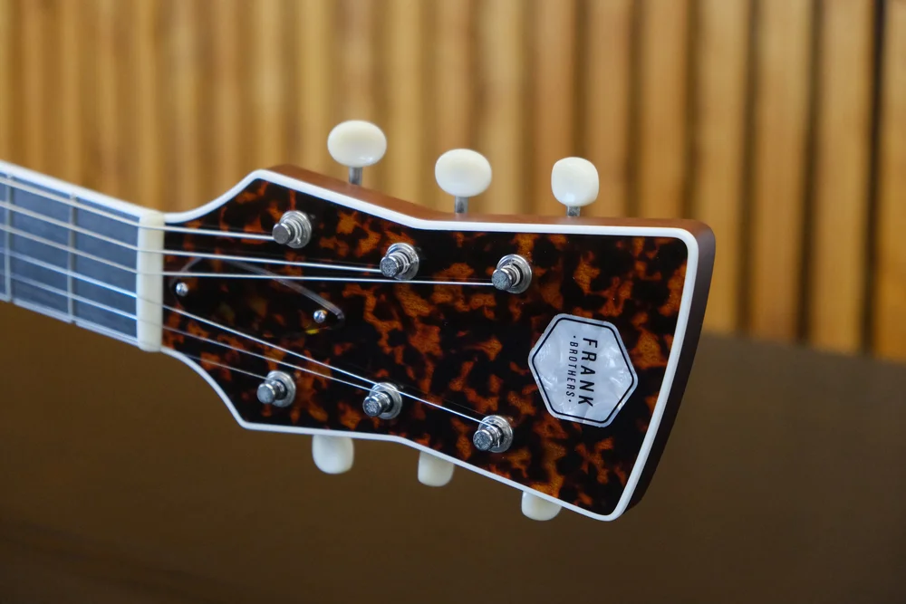 Trillium White Thinline Arcade — Frank Brothers Guitar Company
