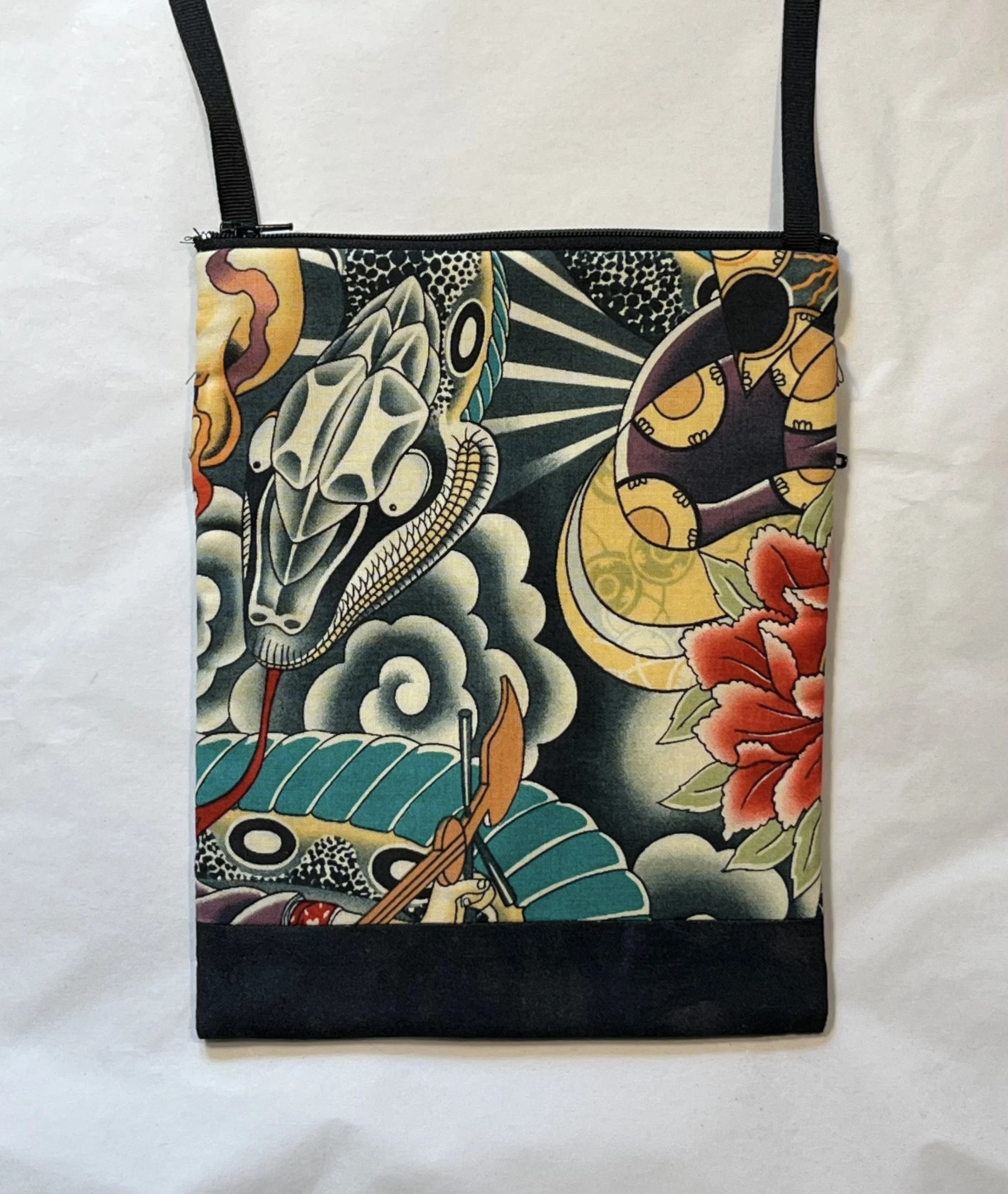 Hanako Pouch - Red Mum and Pink Butterflies