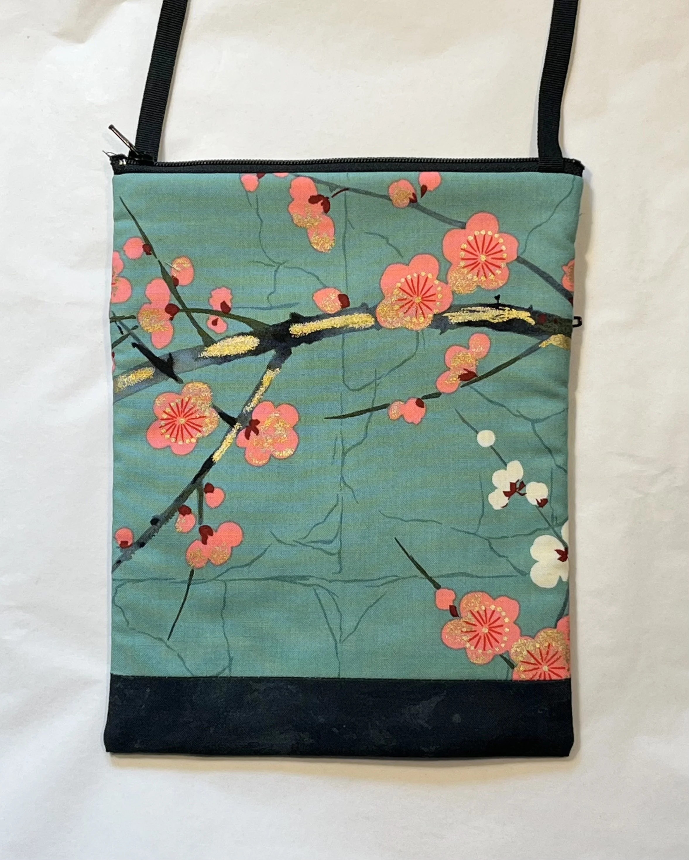 Hanako Pouch - Turquoise Plum Blossom