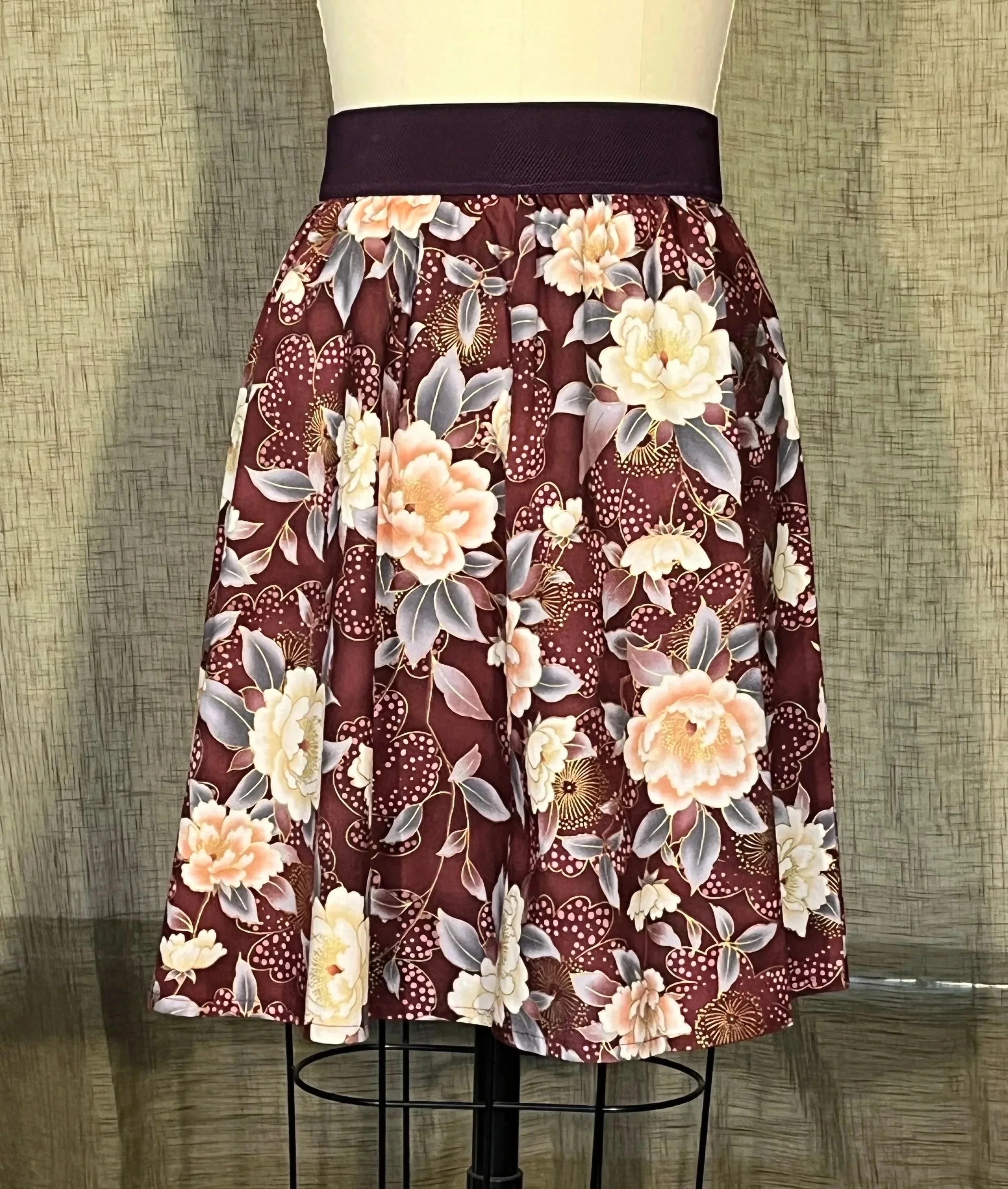 Skirt - Plum with Coral Flowers