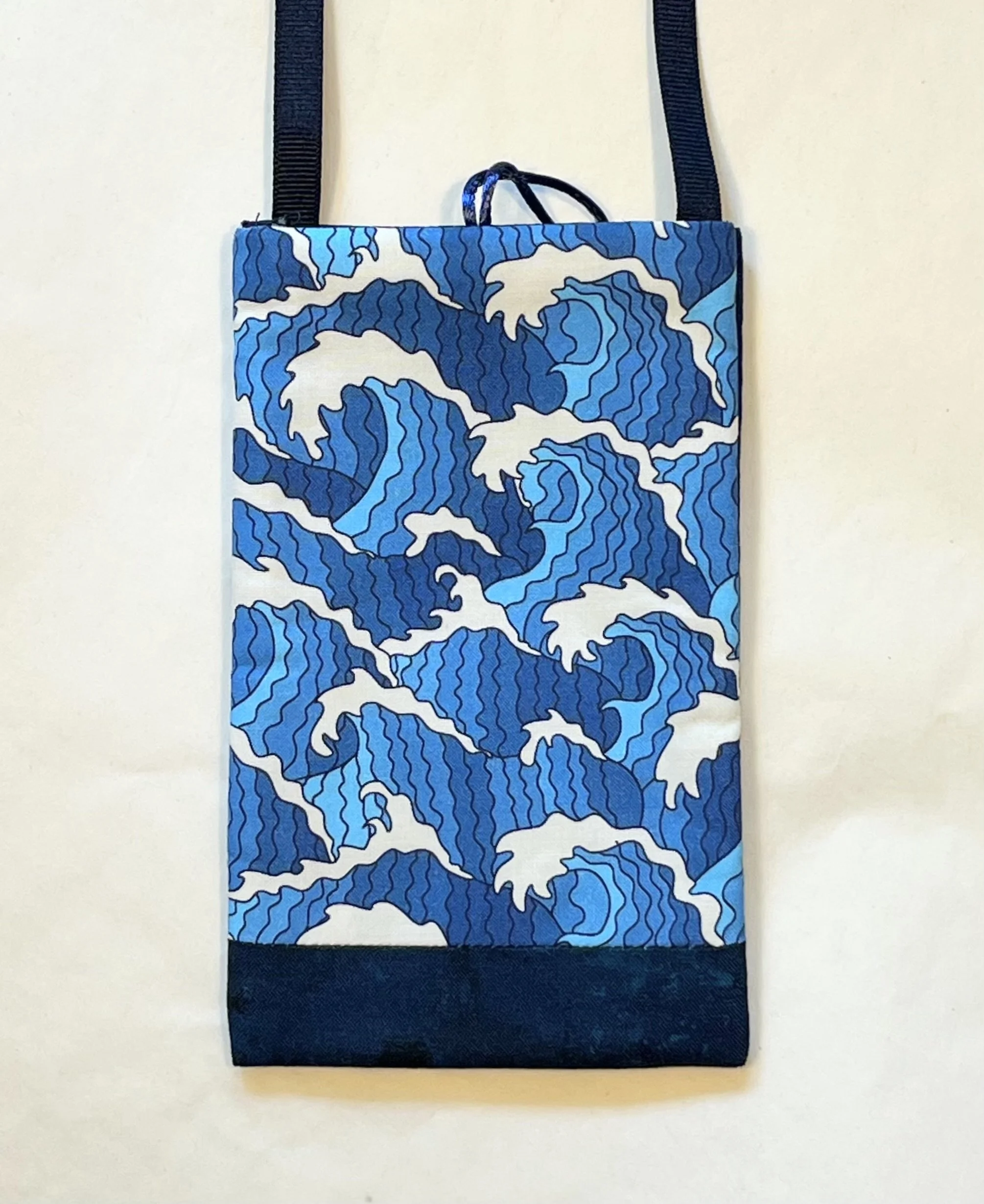 Cell Phone Holder - Blue Waves