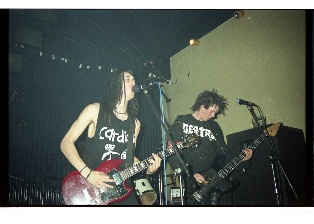 Doom - Glasgow Clyde Cavern - May 1990 - Sandy Carson - photo 2.jpg