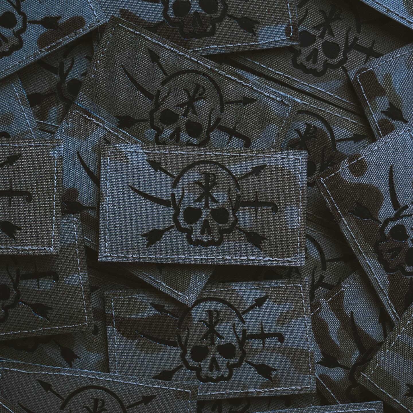 IR patches &amp; stickers drop Friday at 8pm cst. These are limited, not a preorder. GOODLUCK. #houseofwolves