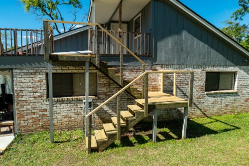 stairs1.jpg