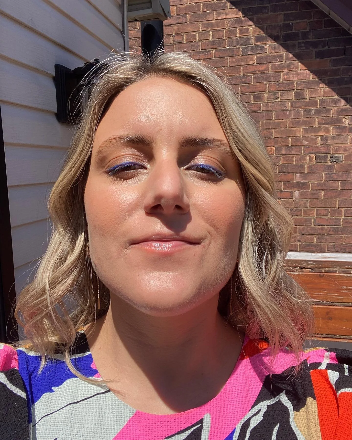 My client looking like a fresh and delicious snack 🍧

Her lewk features 👀
19/99 Precision Colour Pencil in Wasser
Jillian Dempsey Lid Tint in Glimmer
Jillian Dempsey Cheek Tint in Sunny
and a recent brow lam/shape/tint ✨

I love seeing how you wear