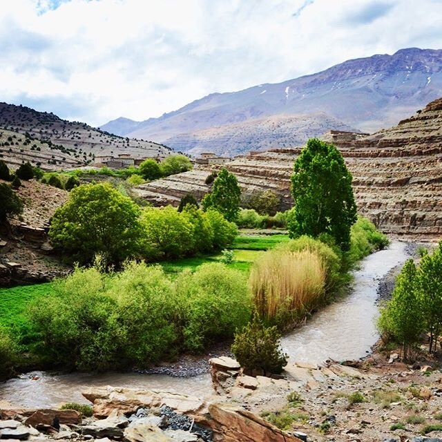 Magical happy valley..
#abryd_morocco #trekking #aitbouguemez #highatlasmountains #fundraising #nature