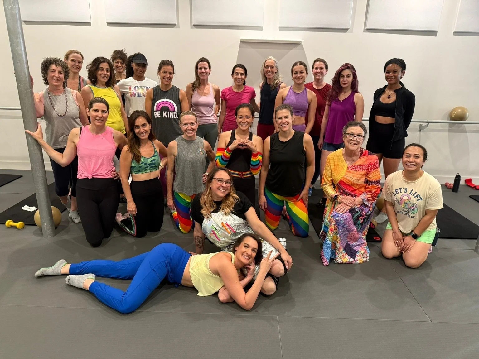 At Thrive, we not only create a safe space for joy and movement. We celebrate love, community, and unapologetically being yourself! Join us on June 5th for our Pride Party and celebrate with us 💕Plus, from 8:30-11:30am @the_vivid_stylist will be in 