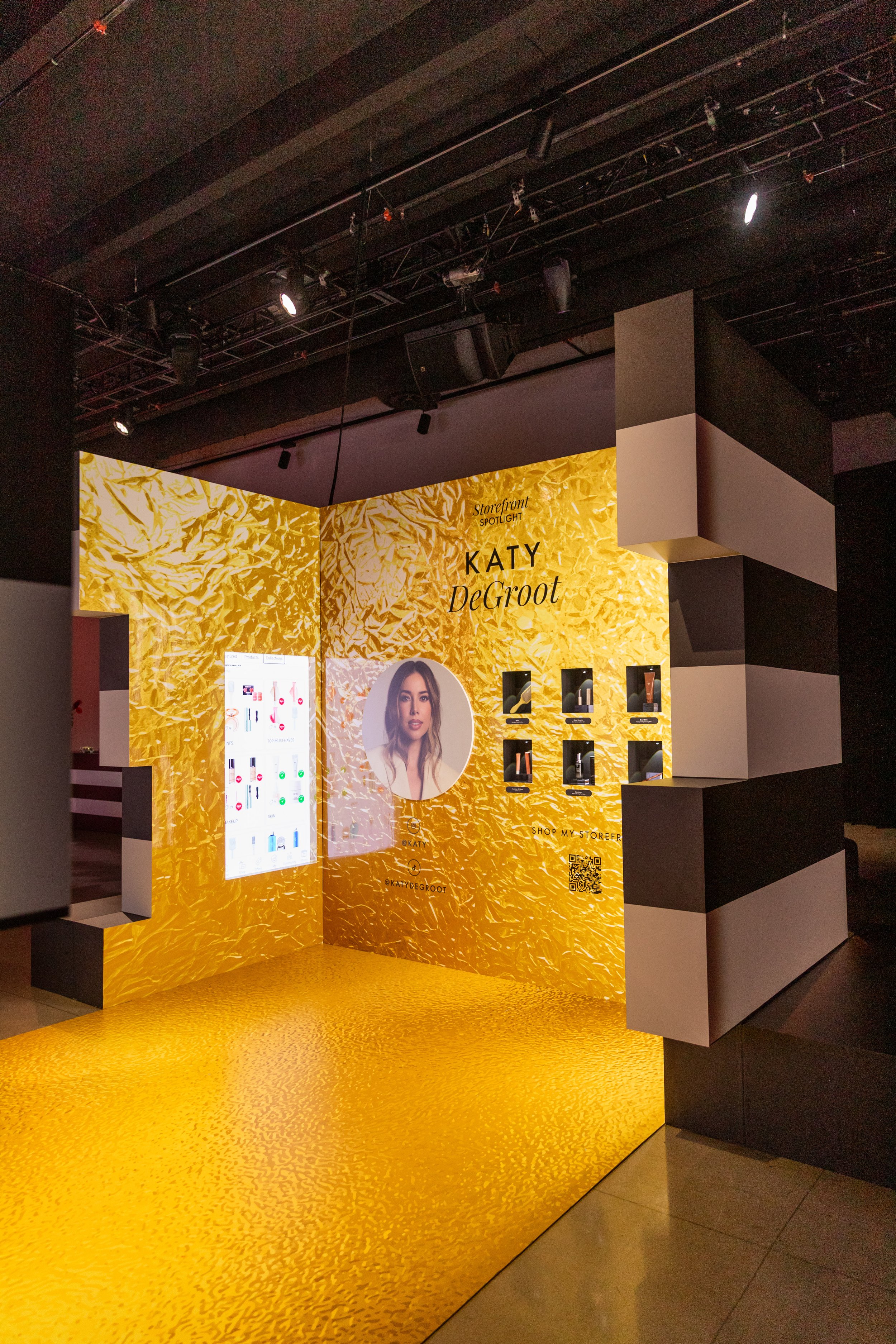 Glam Pod .jpg