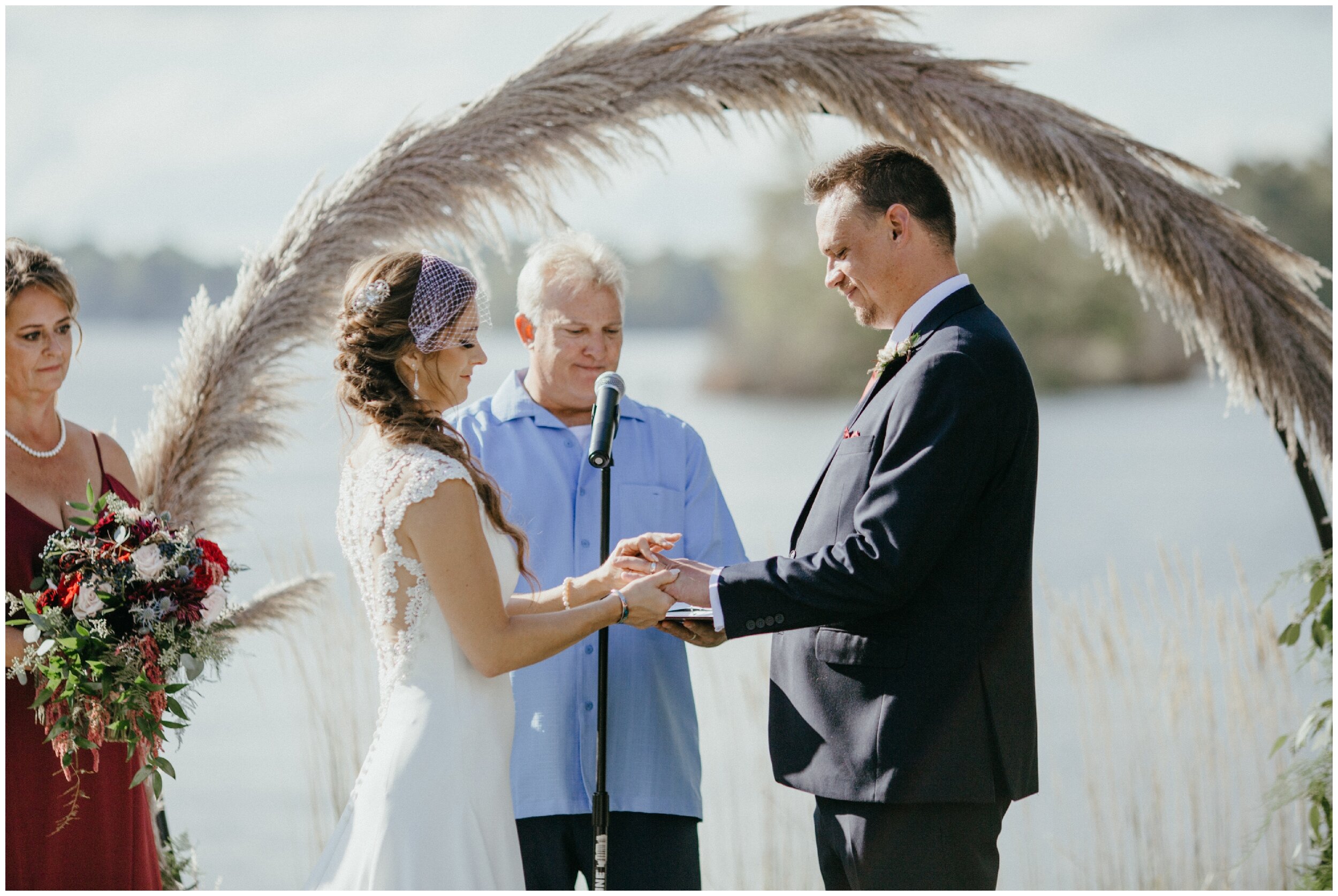 backyard-wedding-the-wharf-crosslake-minnesota_0034.jpg