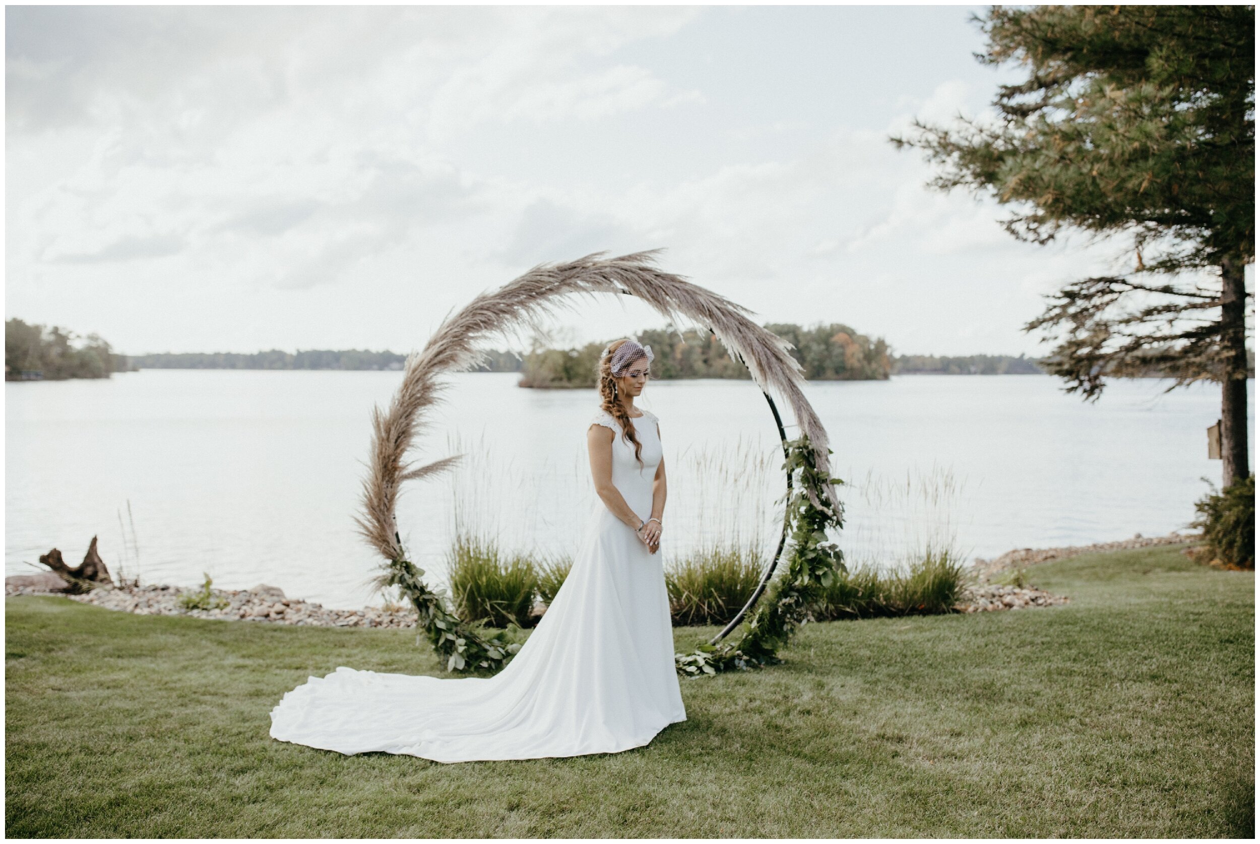 Elegant backyard wedding on Crosslake, Minnesota