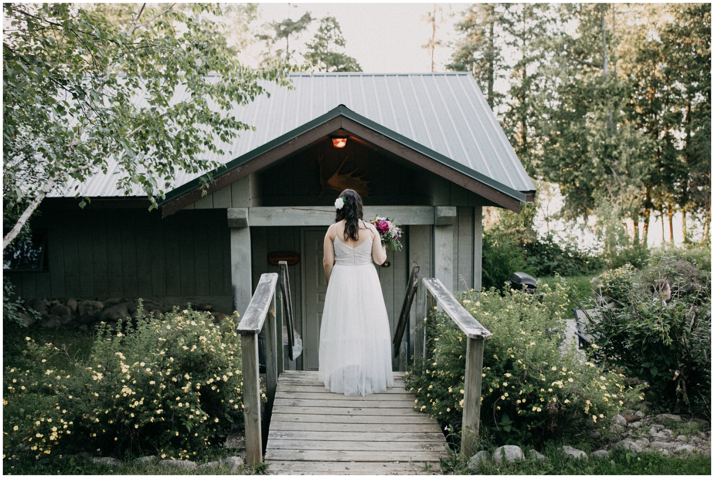 gunflint-lodge-elopement-grand-marais-minnesota_0036.jpg