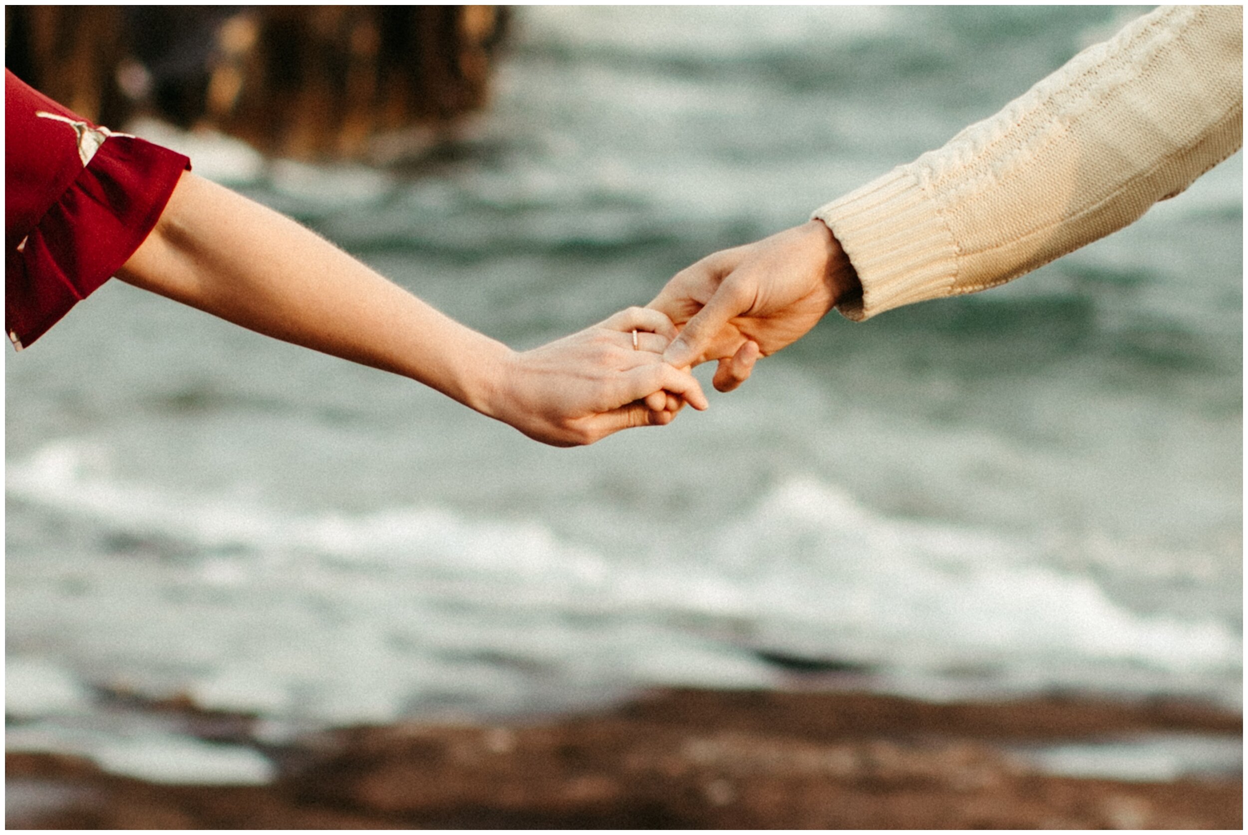 Fine art engagement photography at Artist Point in Grand Marais, MN by wedding photographer Britt DeZeeuw