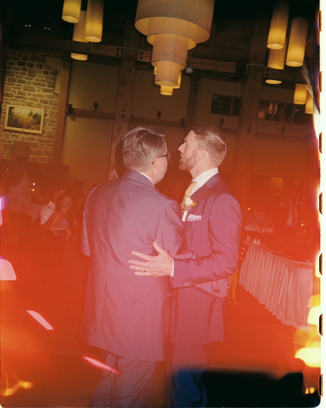 Low light, high vibe⚡️

Wedding Photographer | Toronto Wedding Photographer | Muskoka Wedding Photographer | Ottawa Wedding Photographer | Cottage Wedding | Documentary Wedding Photographer |