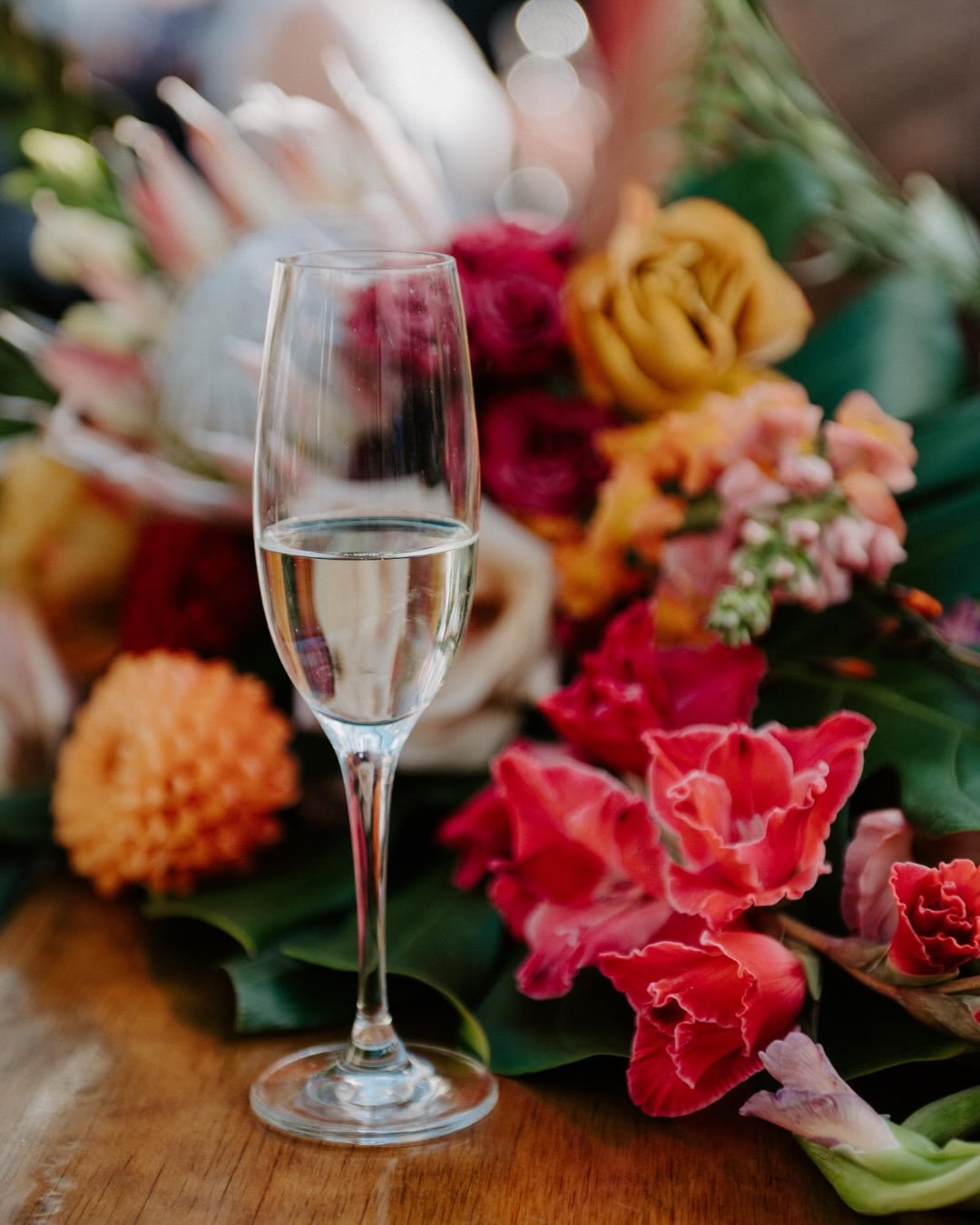 Cocktail hour: when love is in the little in-between moments.

Wedding Photographer | Toronto Wedding Photographer | Muskoka Wedding Photographer | Ottawa Wedding Photographer | Cottage Wedding | Documentary Wedding Photographer |