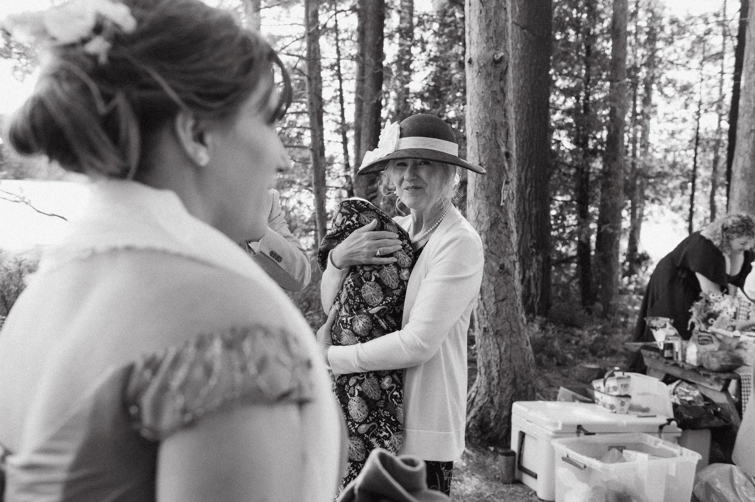 michele-chris-cottage-wedding-danielle-mcfaul-photography-65.jpg