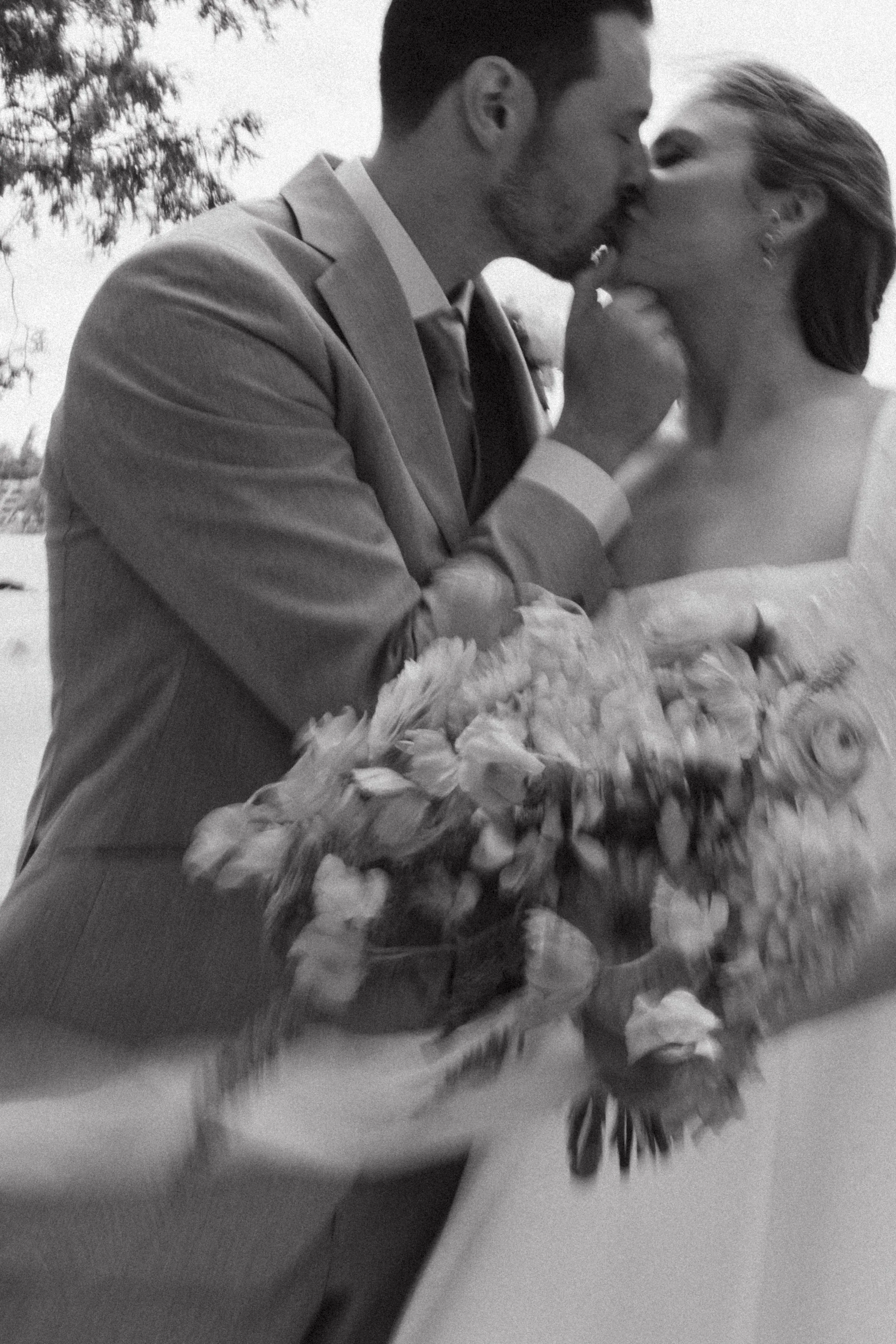 siobhan-james-somewhere-inn-wedding-danielle-mcfaul-photography-34.jpg
