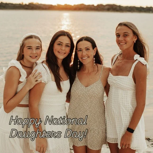 My three: 💙🩷🩵 I love you all! #daughter #nationaldaughtersday #family