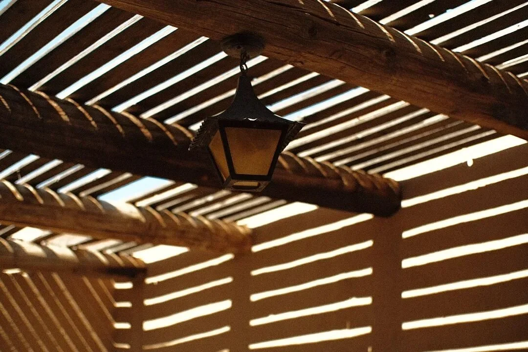 While we were in the Arizona desert, I was discussing with Hil the difference of light and shadow there versus in my native South. The humid air and hazy skies back home rarely allow the creation of such hard edge shadows. Only in the desert at sundo