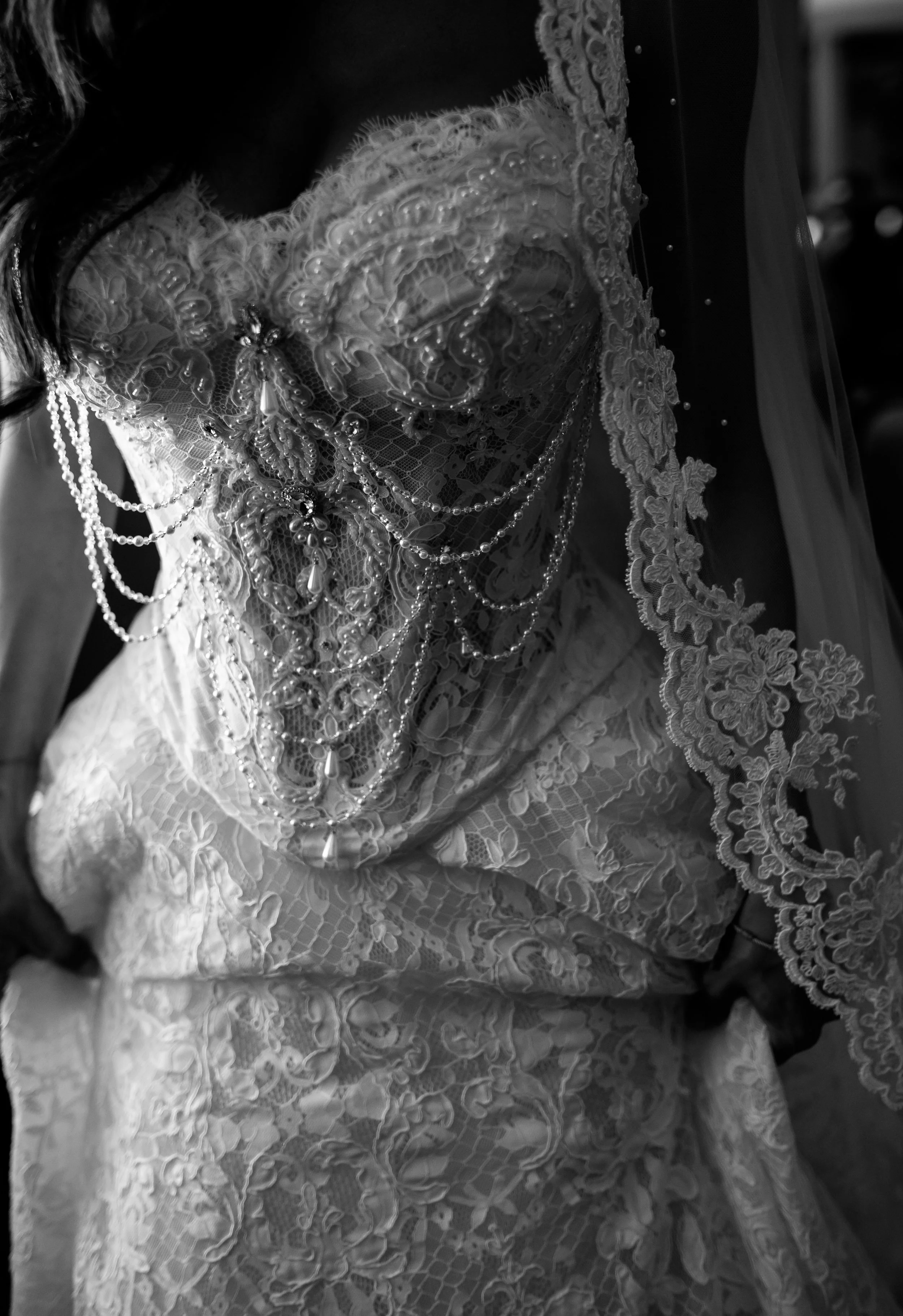 B+B-BrideGettingReady-234.jpg