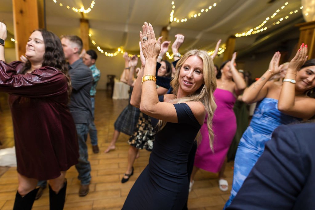 From heartfelt ceremonies to lively receptions, wedding days at Samuel Cedars are filled with so many unforgettable moments.⁠
⁠
The celebration afterward is where the joy really comes alive.⁠
⁠
PC: Aaron Clark Photography⁠
@aaronclarkphotography⁠