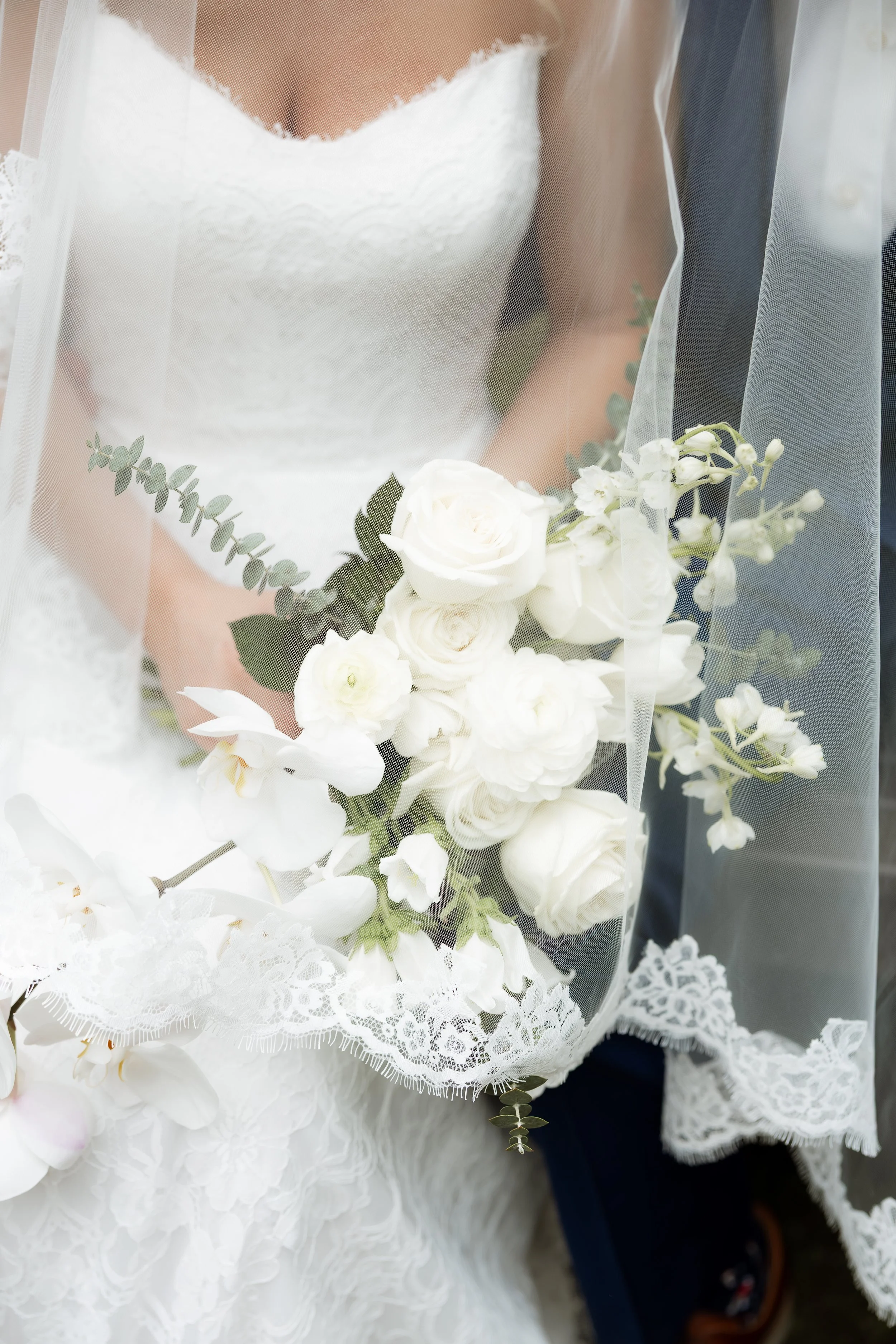 Emma &amp; Joseph | A Blue &amp; White Morning Wedding at Samuel Cedars