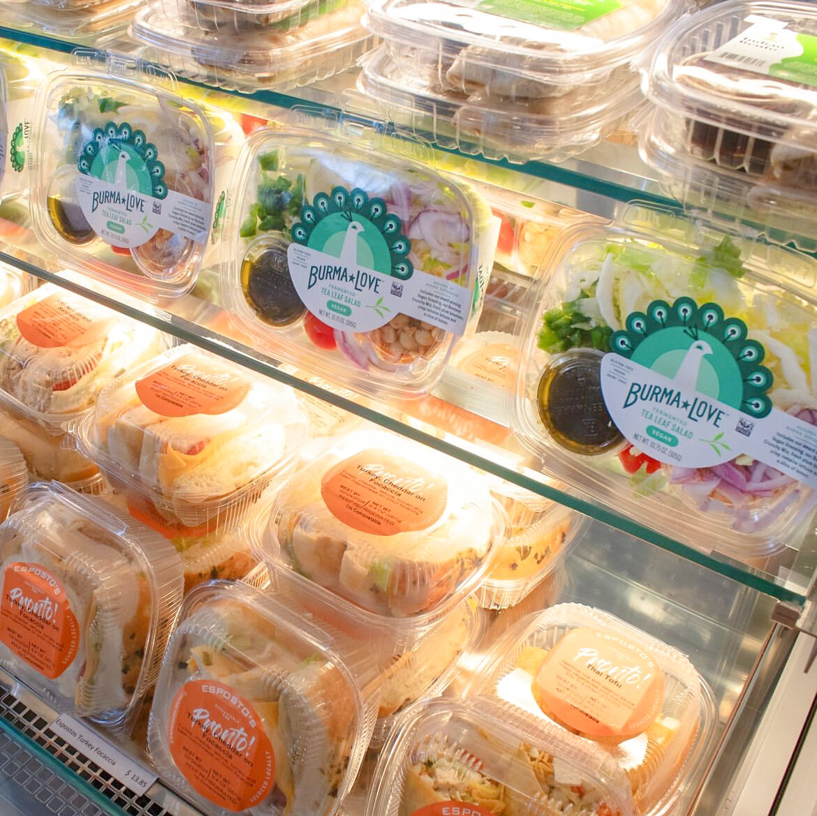 Traveling through SFO? You can pick up our ready-to-eat meals at Pronto Provisions in T3E. Freshly packed and filled with flavor, this is an airport meal that will have you feeling as fueled as your plane.

#burmalovefoods #burmalove #burmasuperstar 