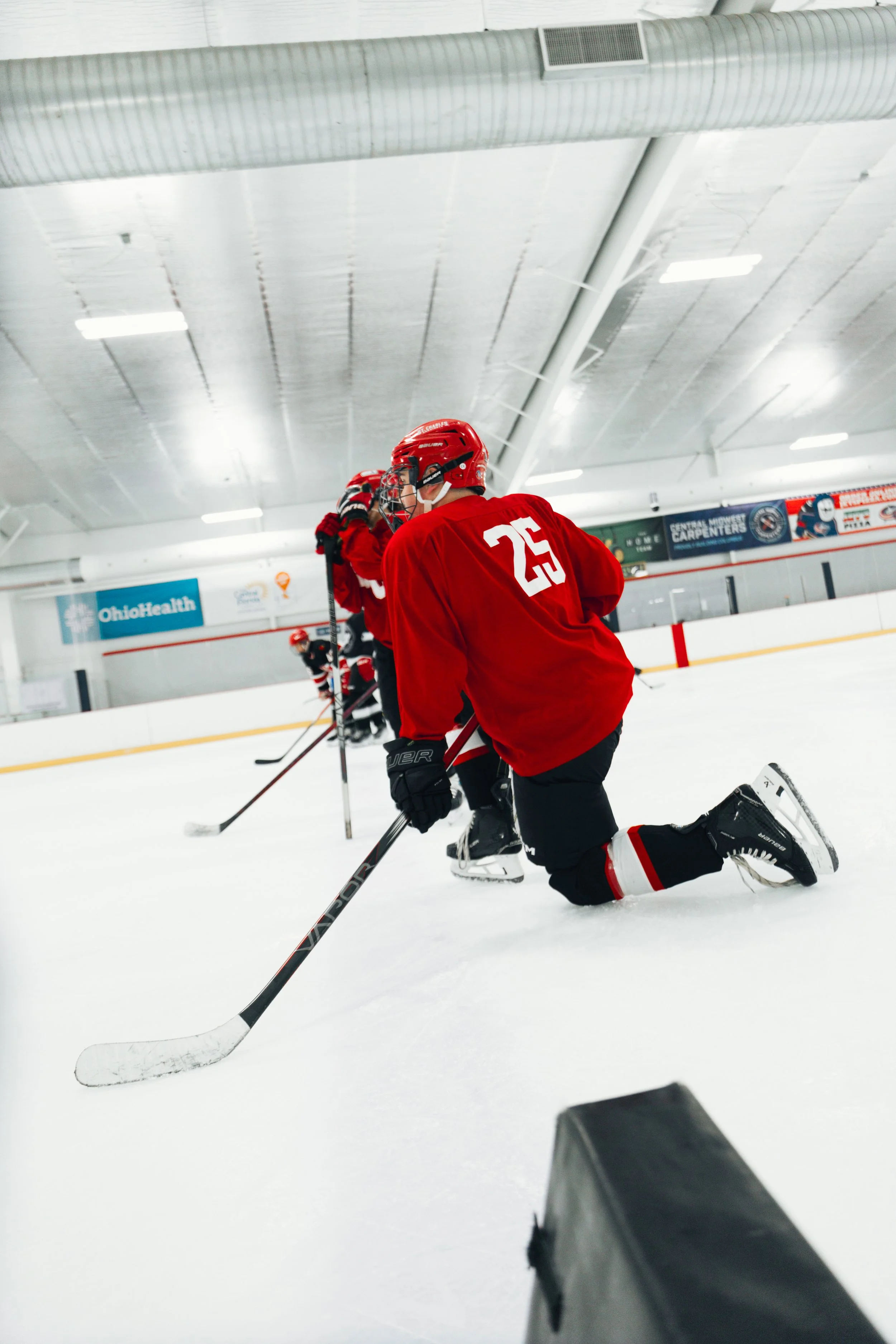 stc_hockey00040.jpg