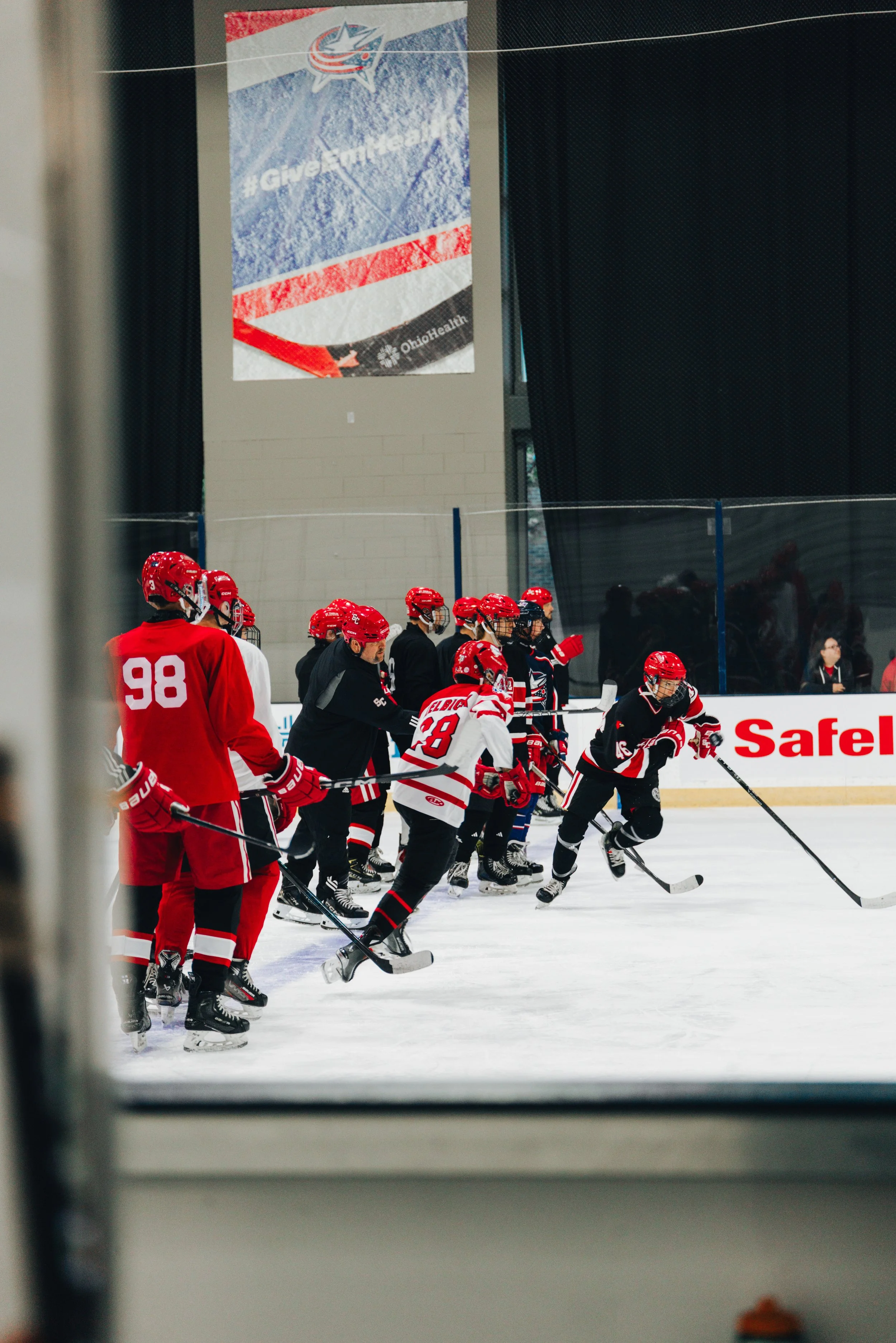 stc_hockey00105.jpg