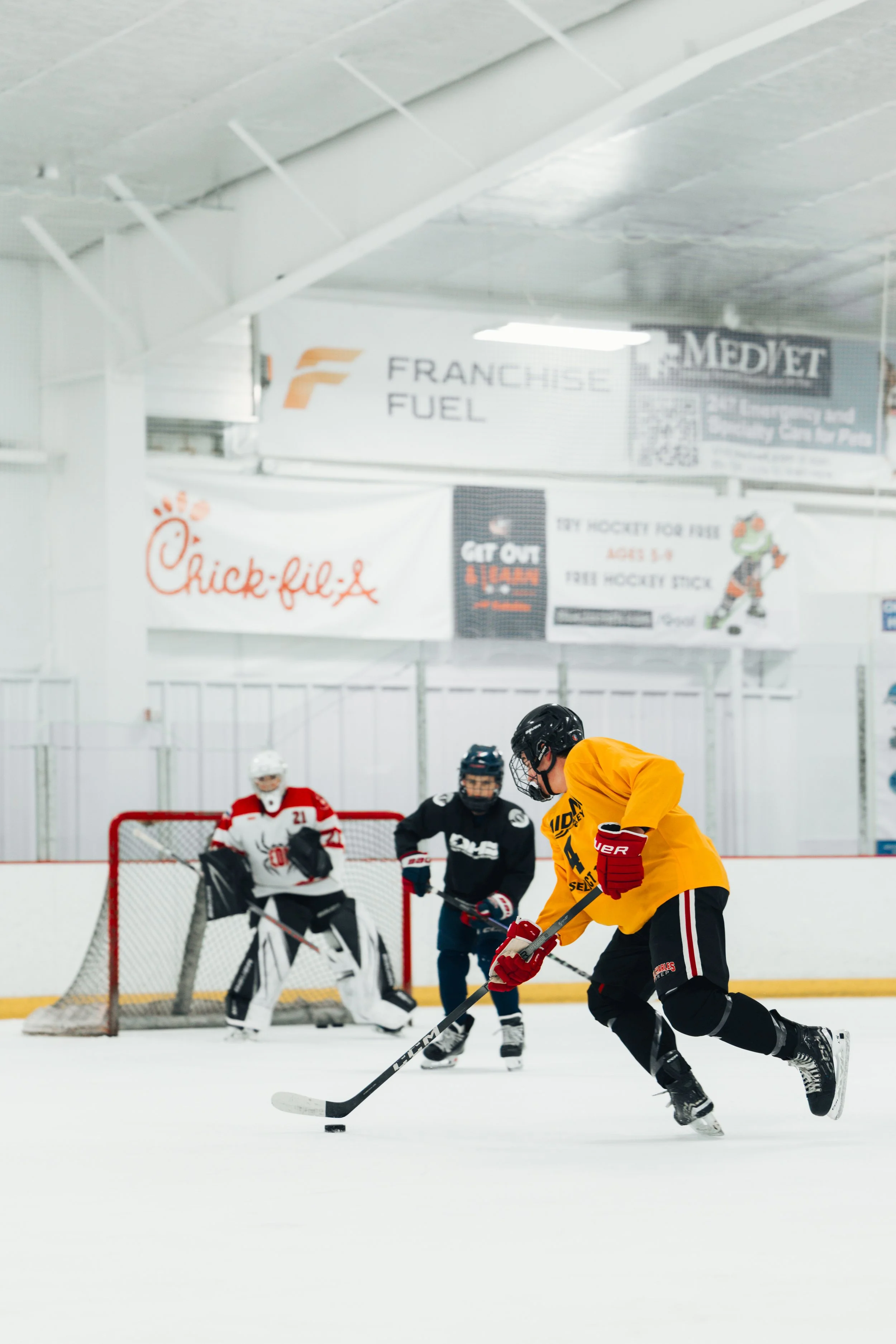 stc_hockey00052.jpg