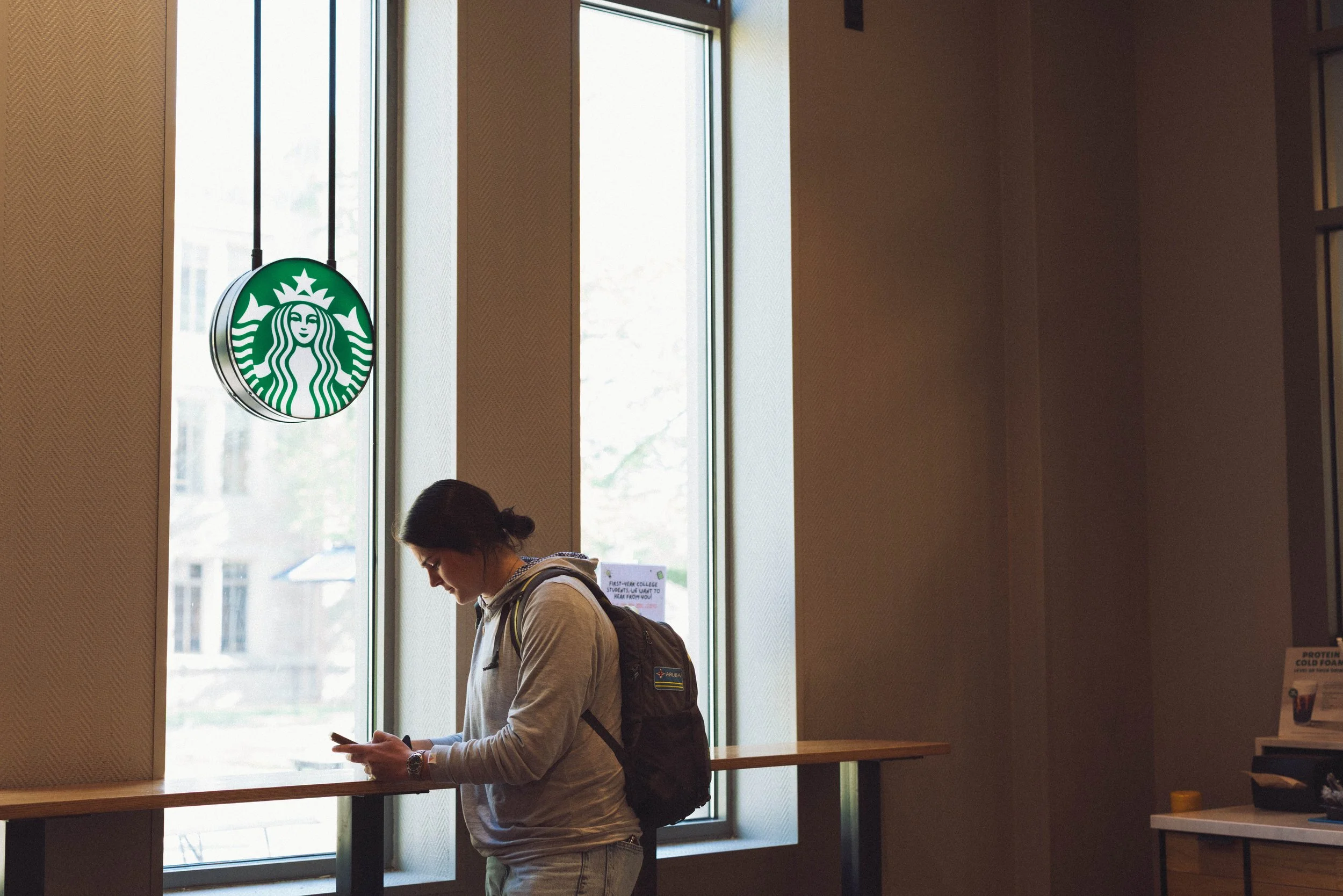 student_union_starbucks_00015.jpg