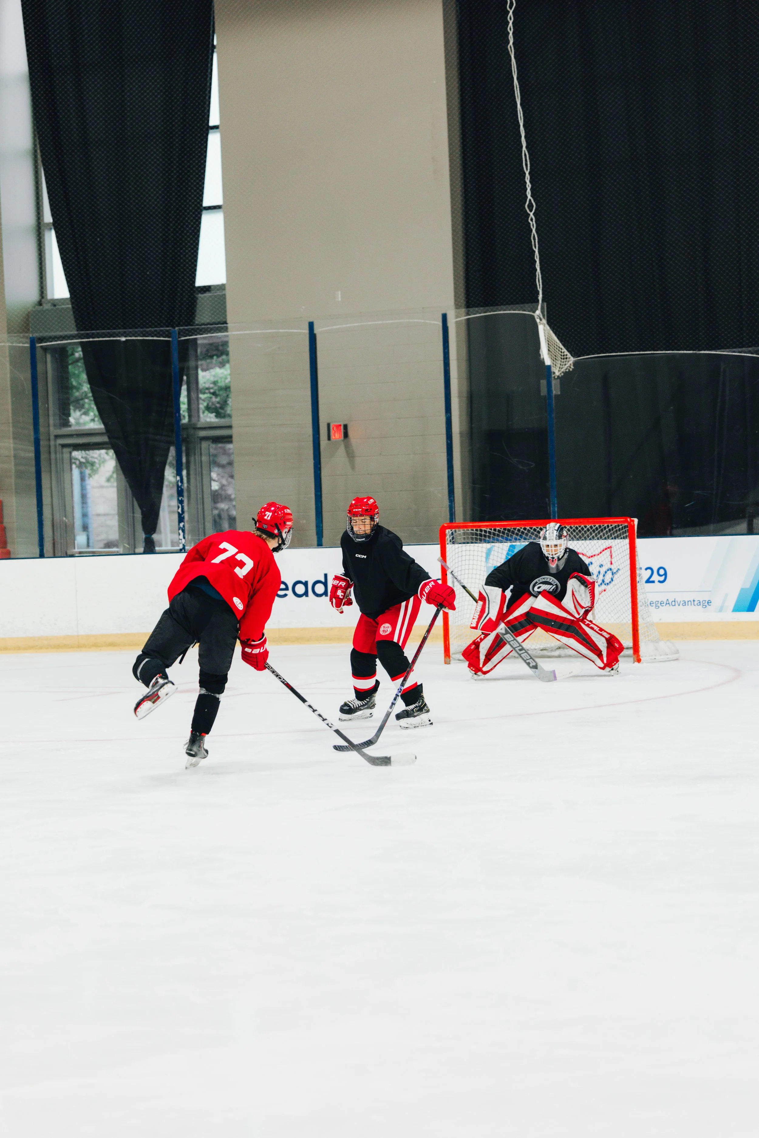 stc_hockey00171.jpg