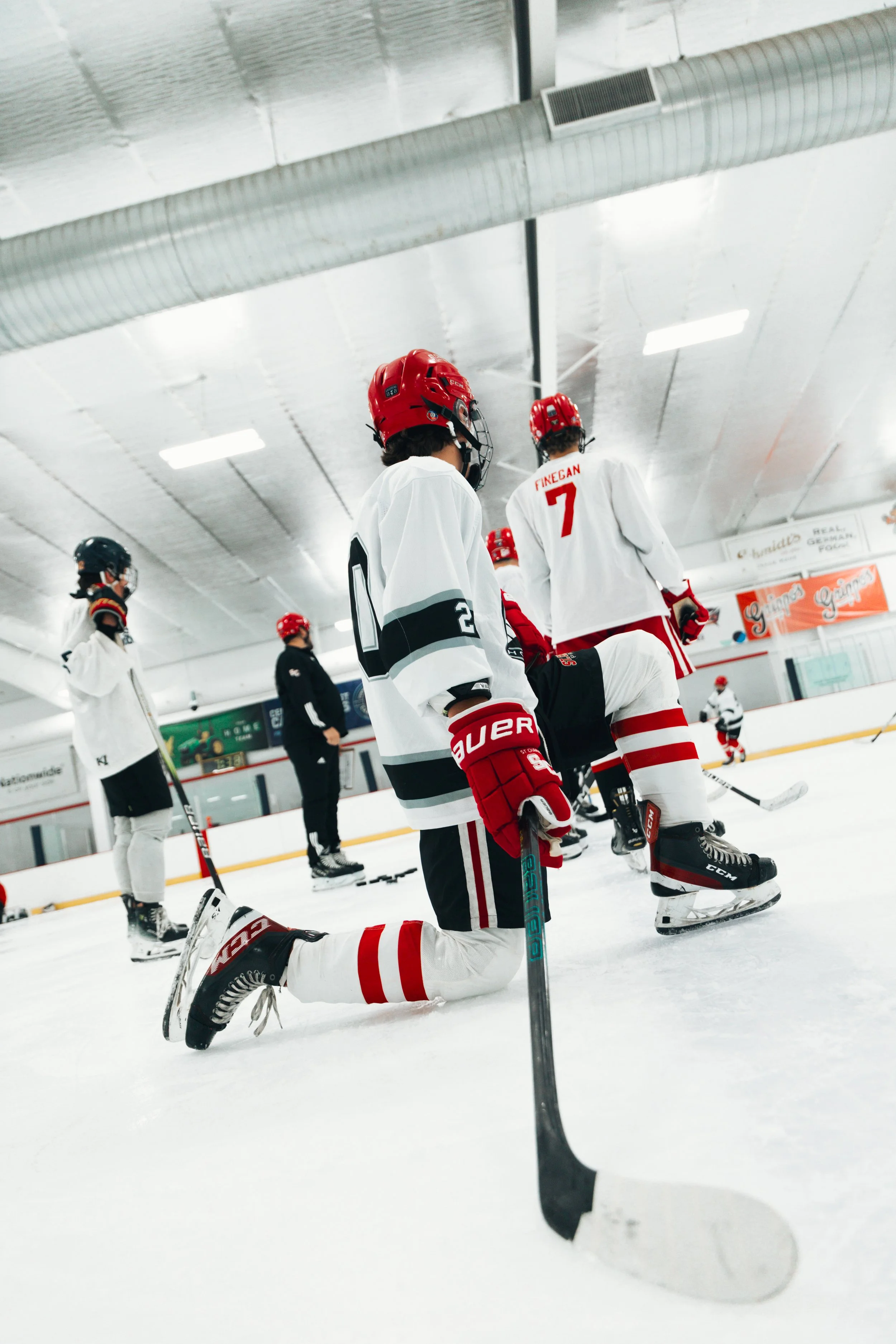 stc_hockey00035.jpg