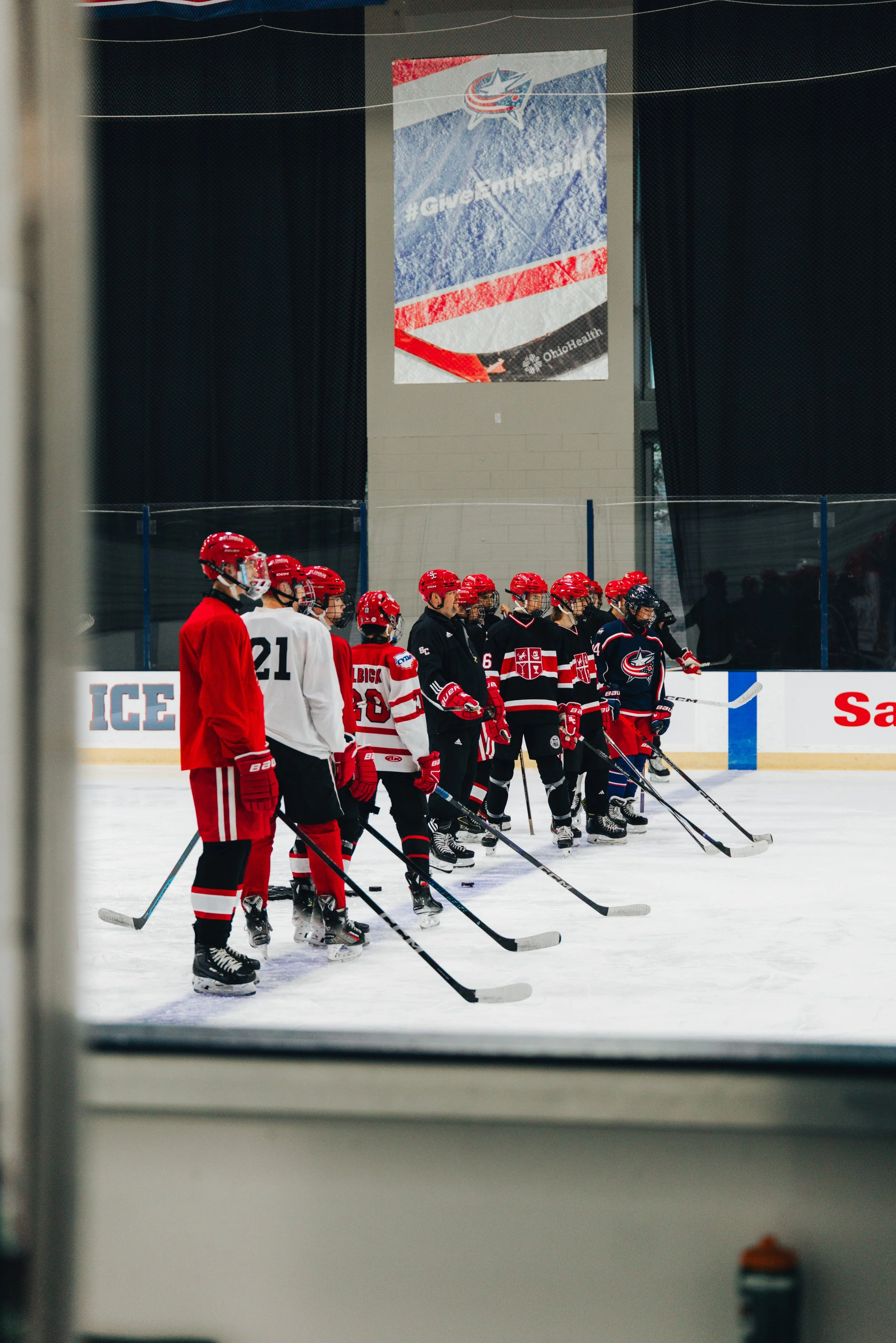 stc_hockey00107.jpg