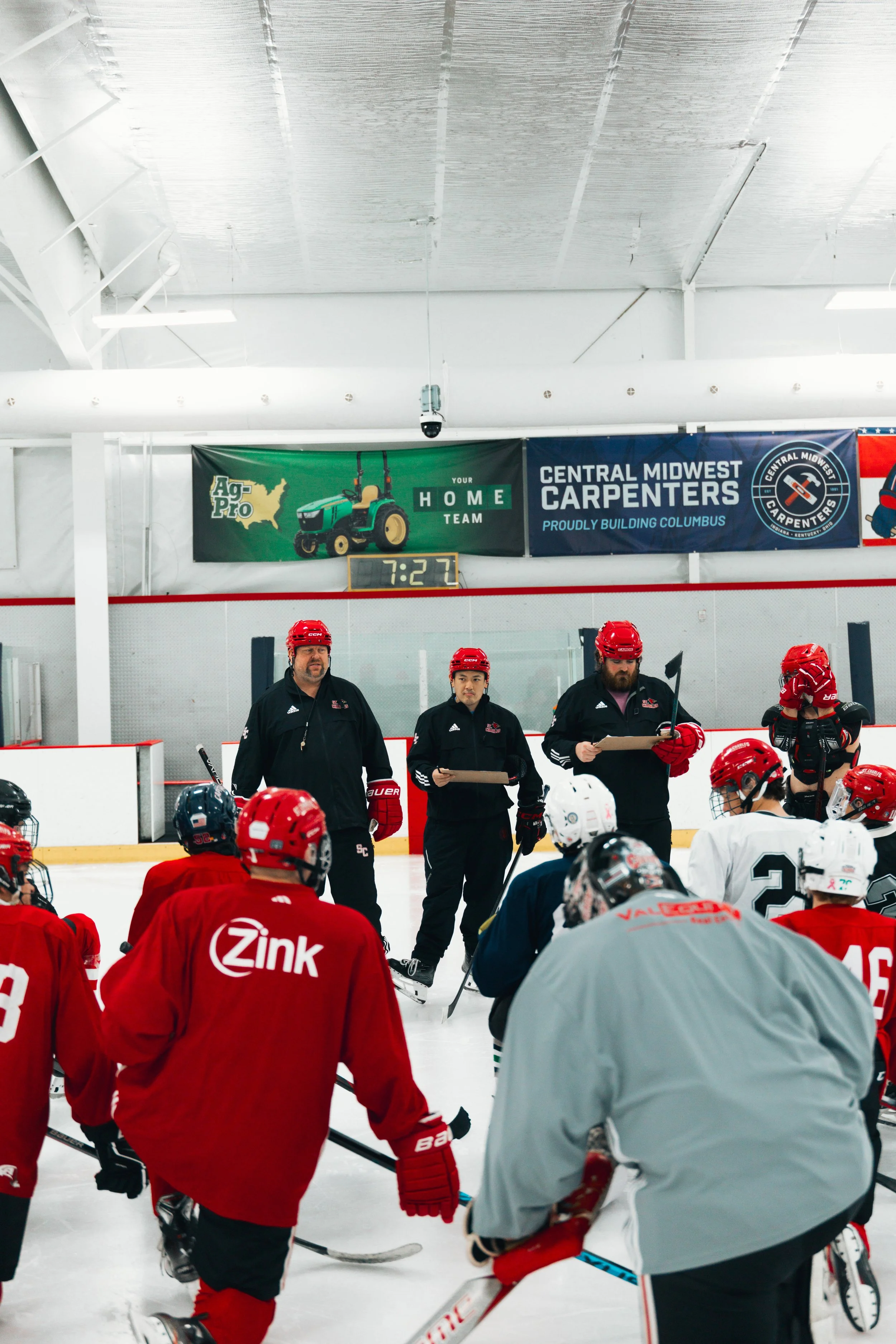 stc_hockey00130.jpg