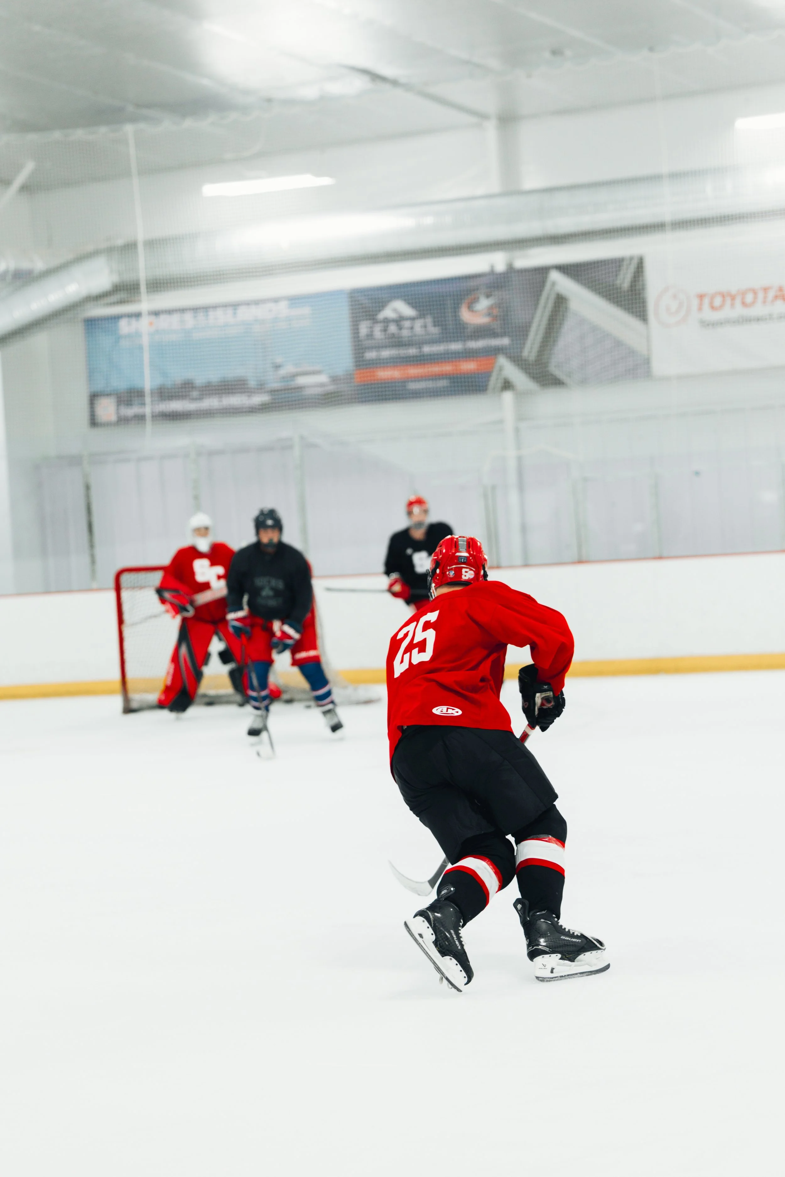 stc_hockey00058.jpg