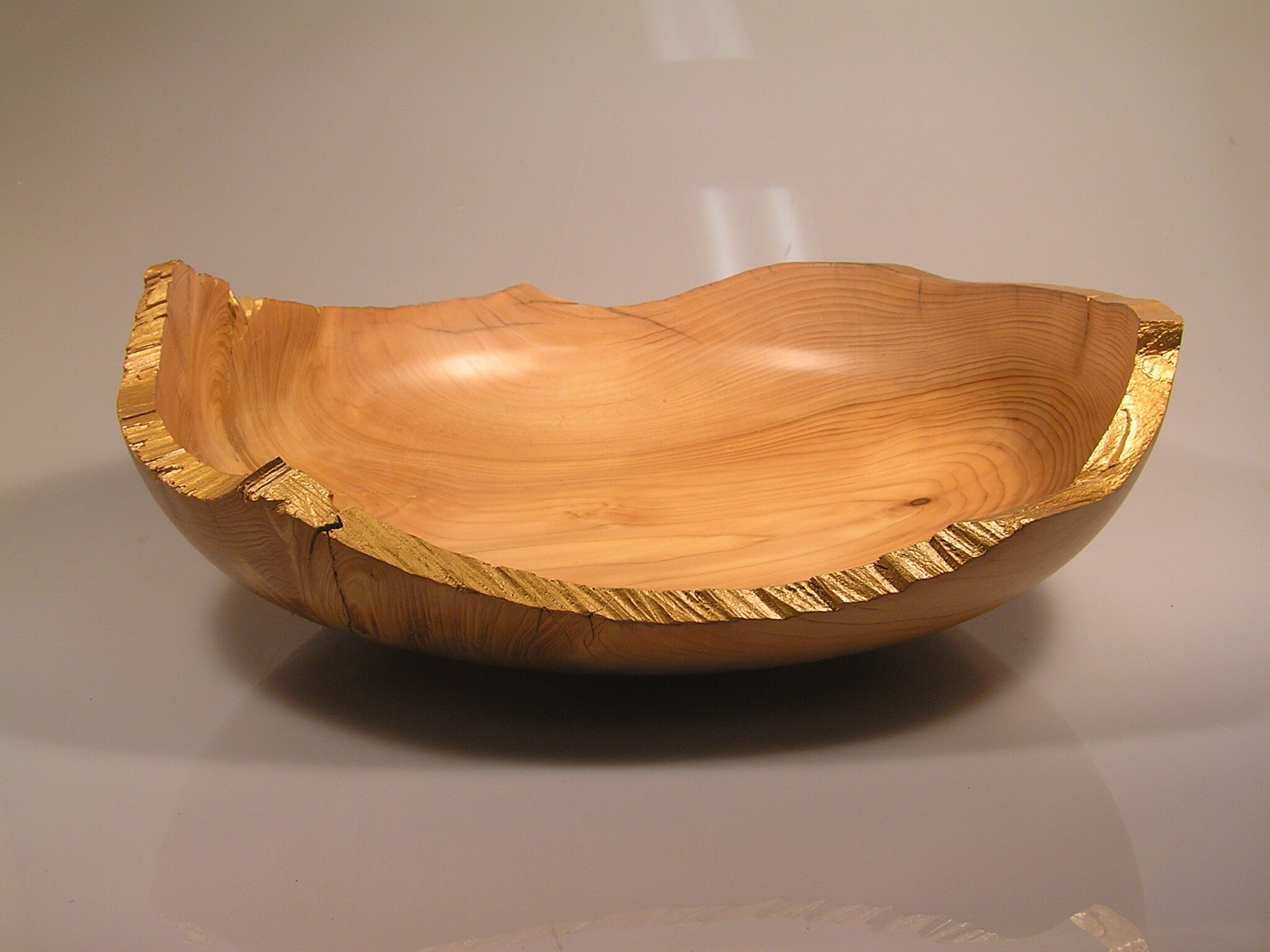 "Guilt Edged"
Poplar, gold paint.
diam 500mm x 130mm high.