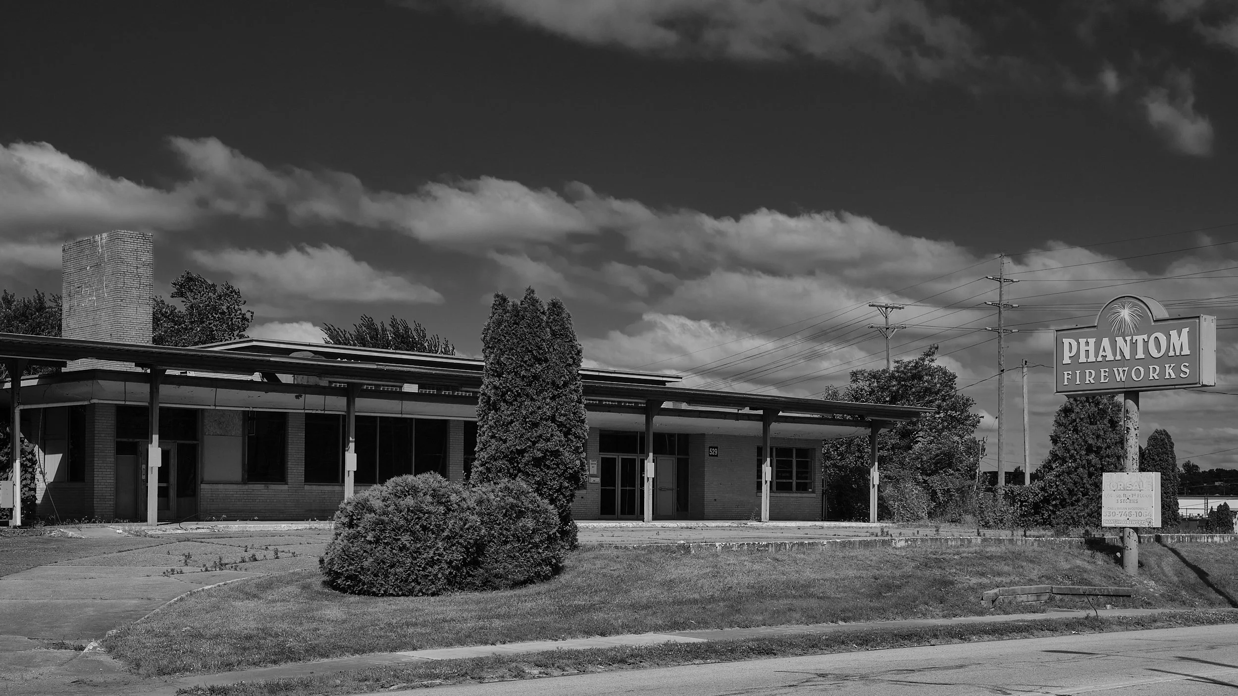 Fireworks Store || Youngstown, Ohio || Pennsylvania Station || 1949