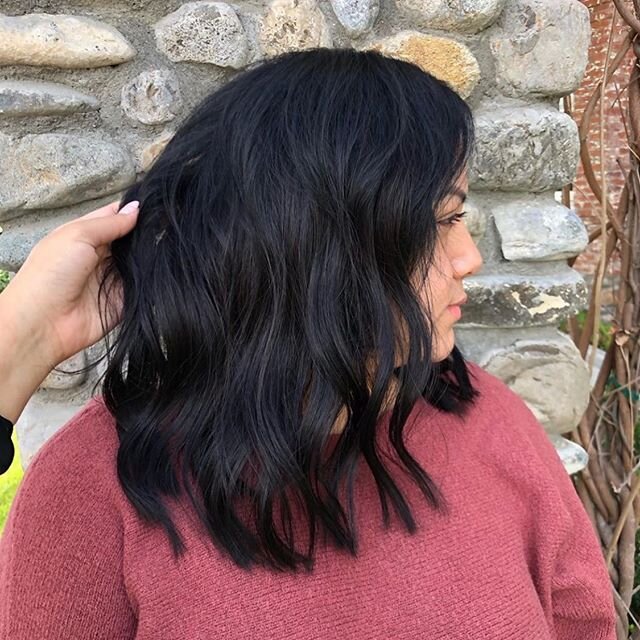 Truely a transformation by Stylist @crystalj_beauty
Service: color, repair treatment, brazillian blowout, haircut, 1 row of hand tied hair extensions for volume
&mdash;&mdash;&mdash;&mdash;&mdash;&mdash;&mdash;&mdash;&mdash;&mdash;&mdash;
#orangecirc