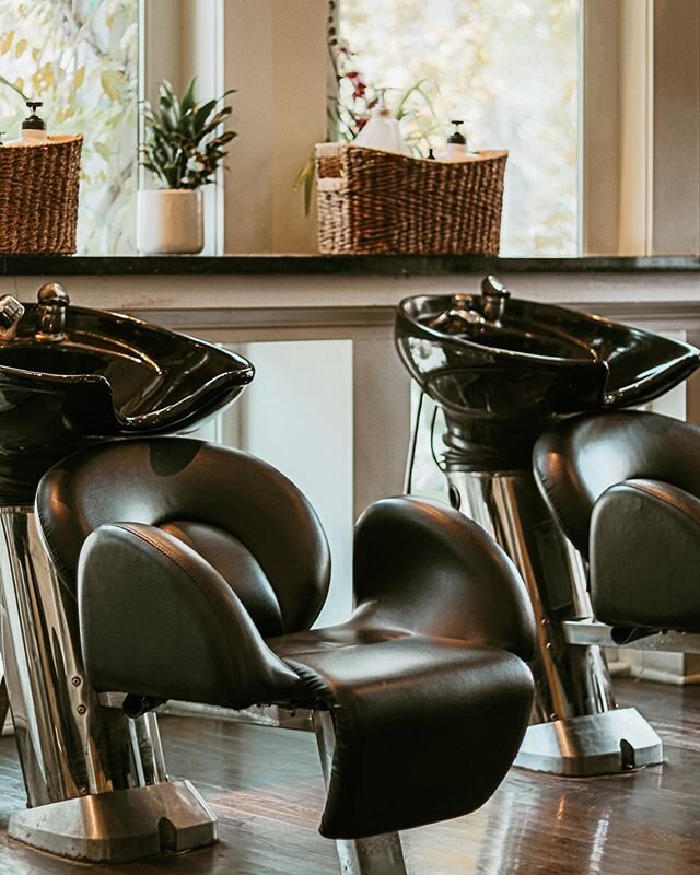 Remember: If it doesn't nourish your soul or your hair...let it go.
&mdash;&mdash;&mdash;&mdash;&mdash;&mdash;&mdash;&mdash;&mdash;&mdash;&mdash;
#orangecircle #oldtownorange #oc #orangecoastmagazine #riccadonnasalon #orange #hairgoals