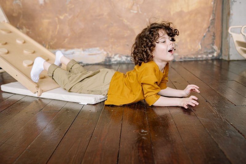 Troubles du neurodéveloppement chez l'enfant : séance de psychomotricité