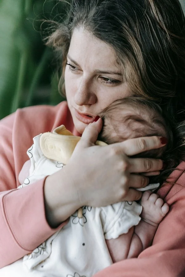 Difficile de profiter de ses enfants quand on est un parent épuisé, mais l'ascension en vaut la peine explique Audrey Jougla