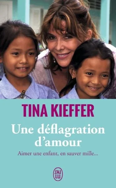 Tina Kieffer a offert la sécurité affective à Chandara et à des centaines de petites filles cambodgiennes en créant les campus Happy Chandara. Elle raconte cette aventure dans son livre "Une déflagration d'amour"