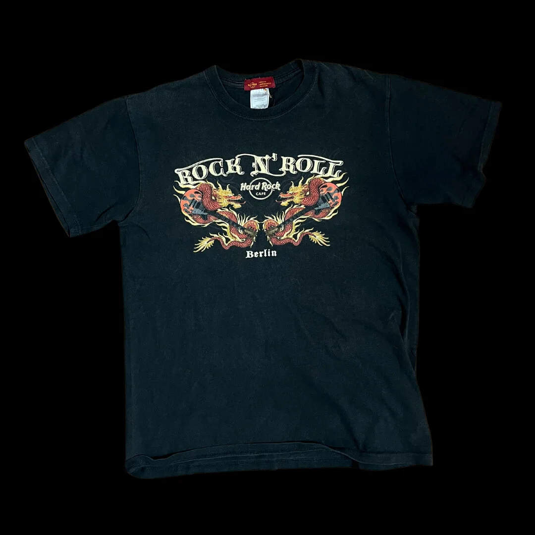 NEW TEES AVAILABLE ! Which one is your fav vintage tee ? ✨ 1,2,3,4 or 5 ?⁣⁣
⁣⁣
Discover my vintage tees collection on www.rebellevintageshop.com⁣⁣⁣
⁣.⁣⁣
#vintagestyle #vintageoutfit #vintageclothing #vintagefashion #vintageblogger #rockstyle #grungeo