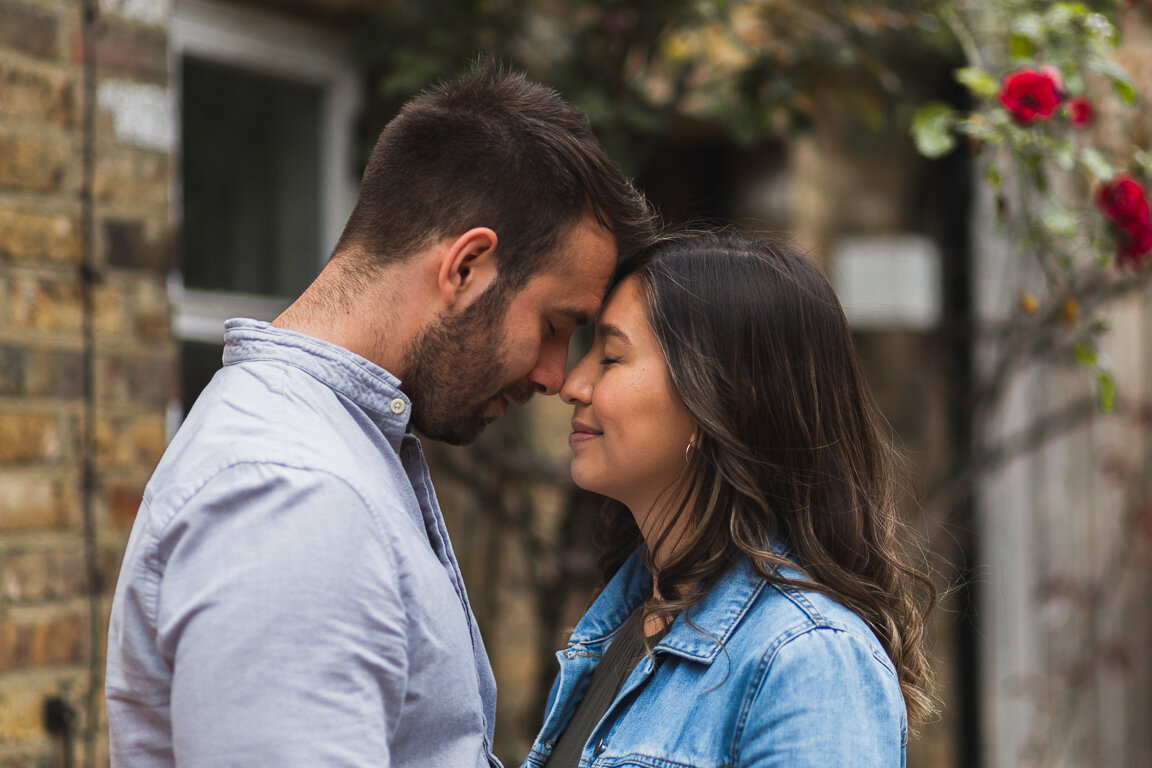 London Engagement Shoot, Kensington - https://www.joshuadavidphotography.co.uk/