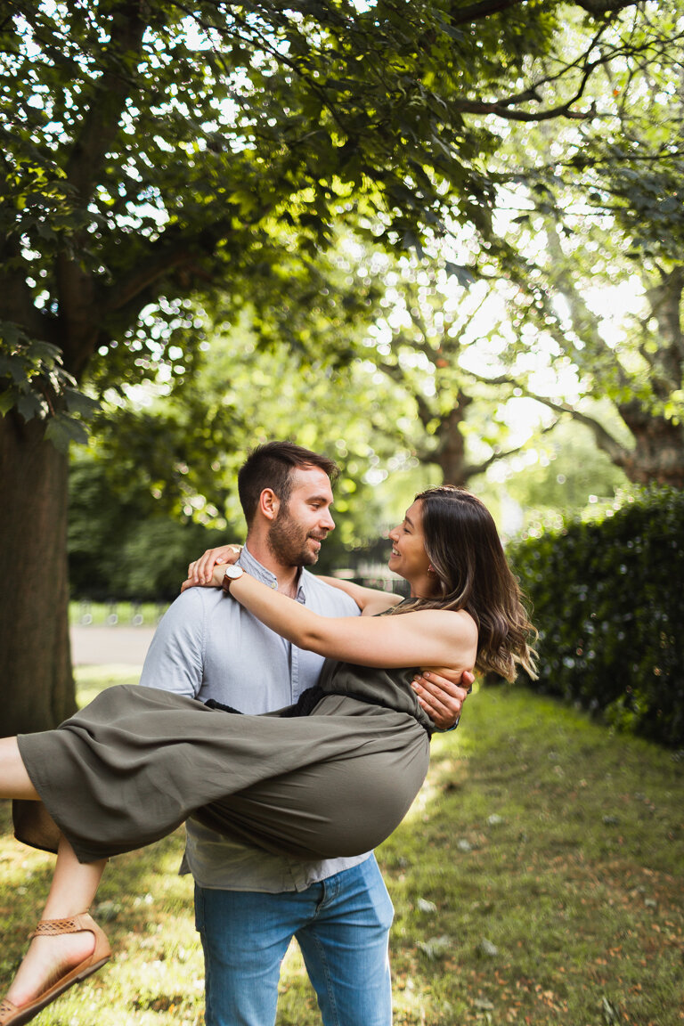 London Engagement Shoot, Kensington - https://www.joshuadavidphotography.co.uk/