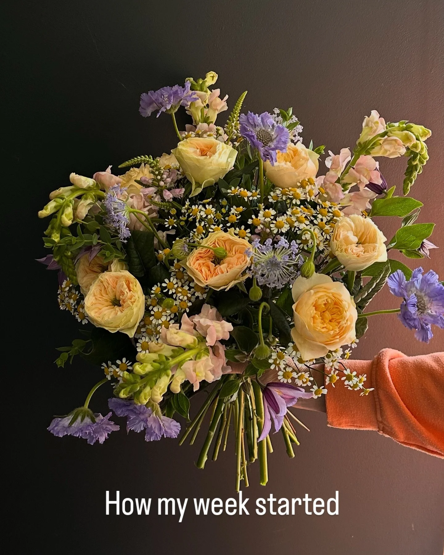 Pastel bouquet for a special anniversary.

#cheshamflorist 
#flowersforalloccasions 
#pastelcolours