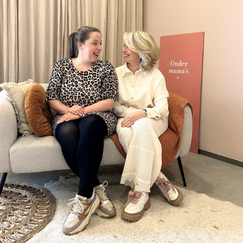 Een vroedvrouw op je geboortelijst. Omdat een lijst meer kan zijn.