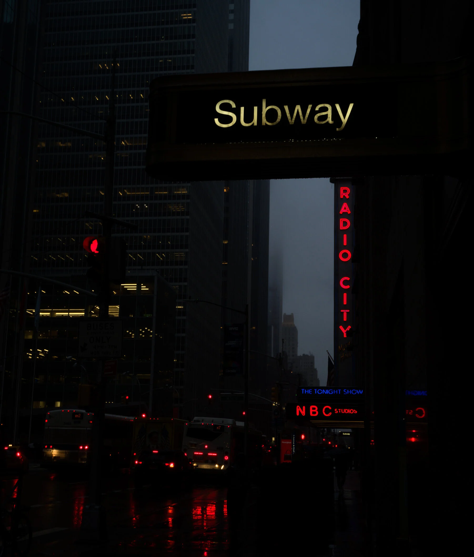 SubwayB9670549.jpg