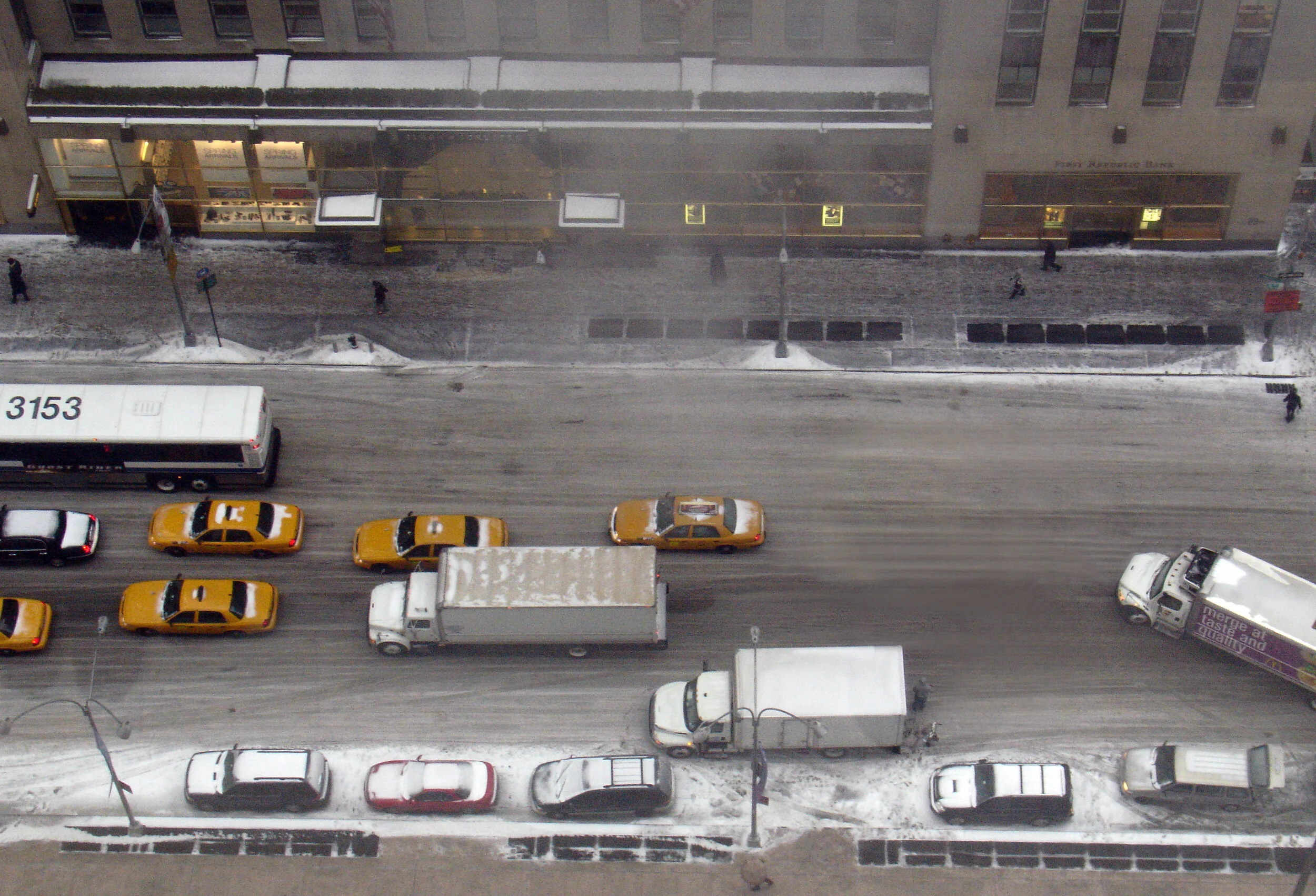 nyc_snowstorm_hires.jpg