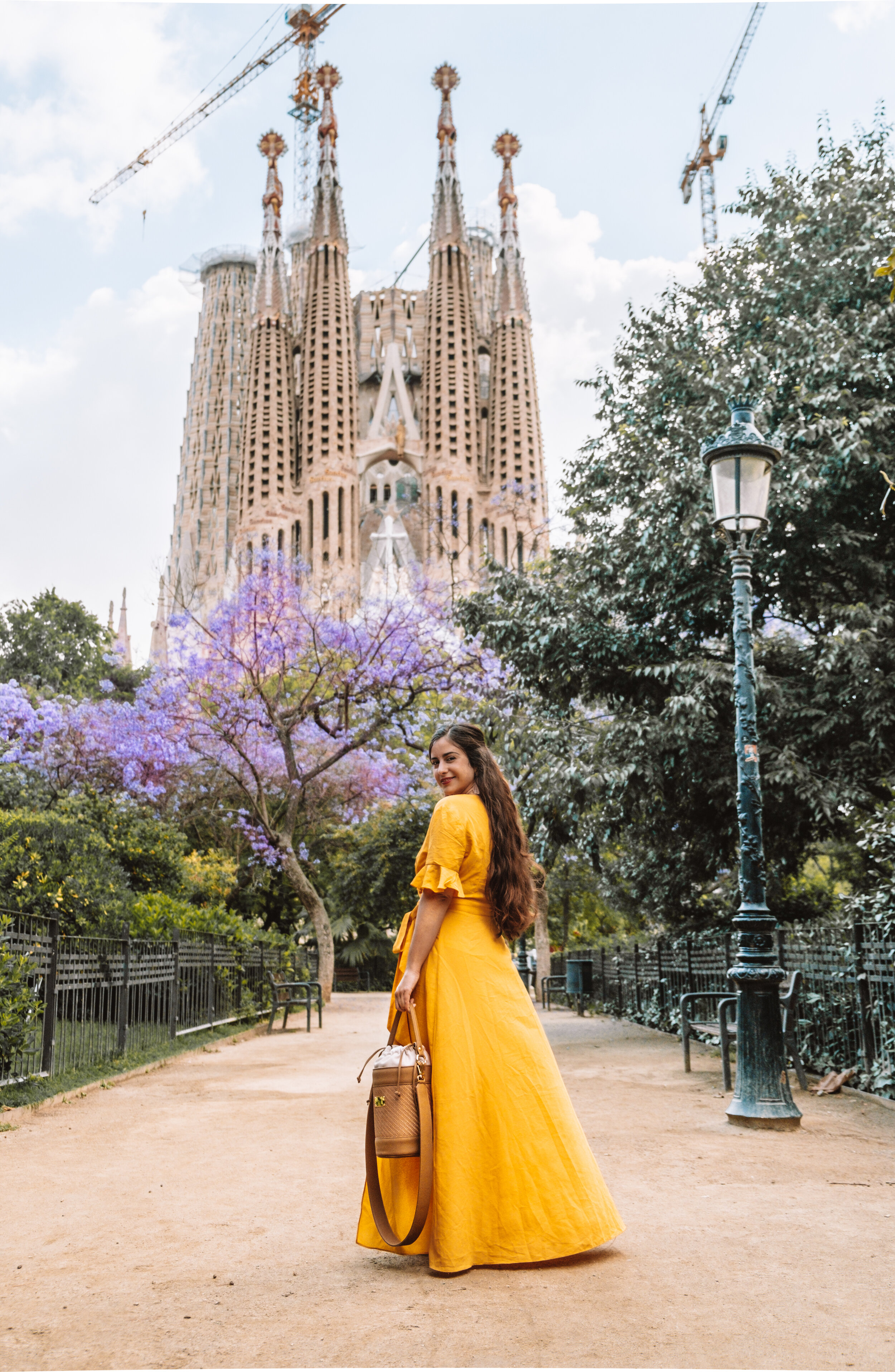 Sagrada Familia Girl Photo